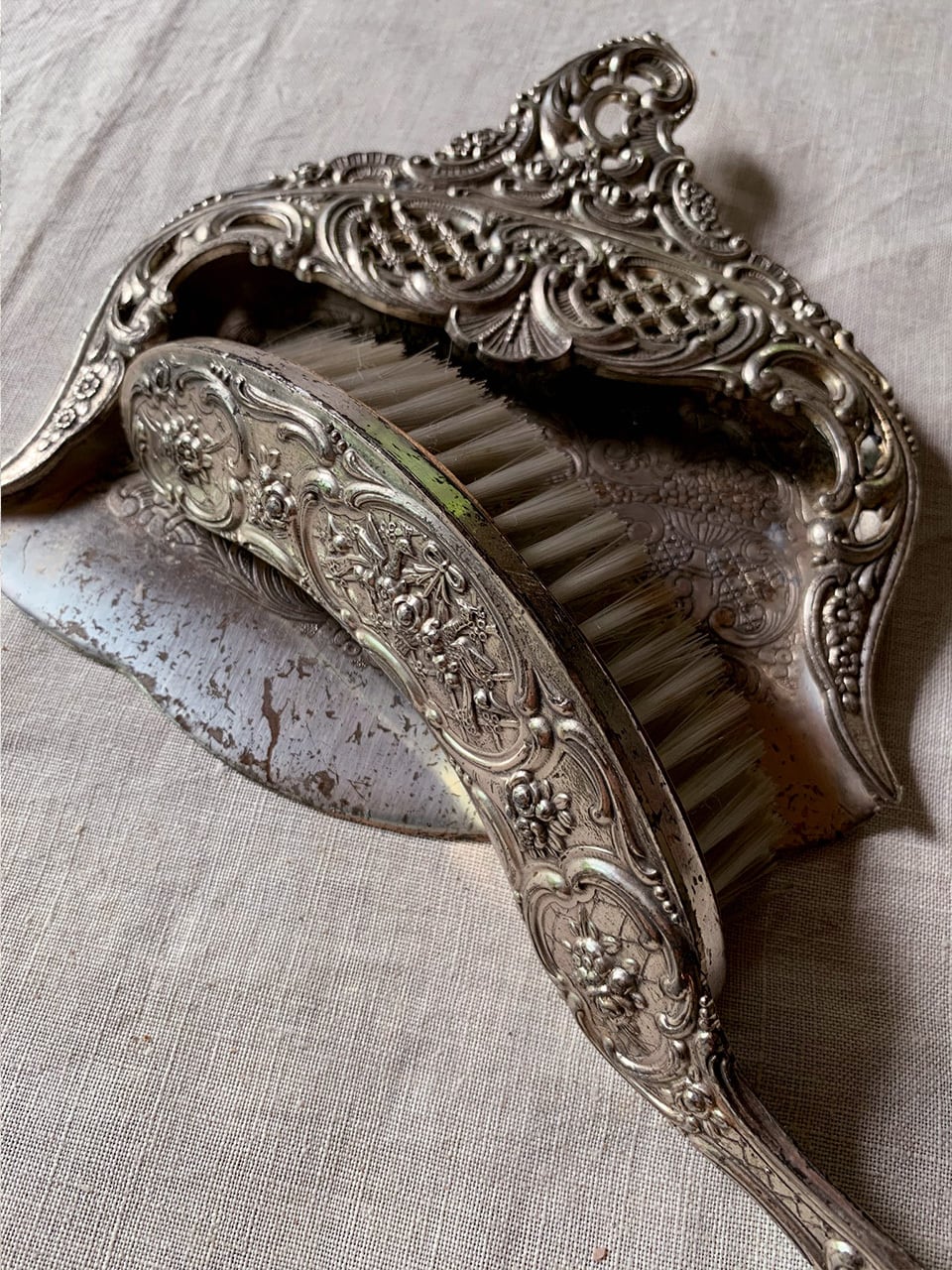 シルバーカラー ダストパン パンくず取り テーブルブラシセット