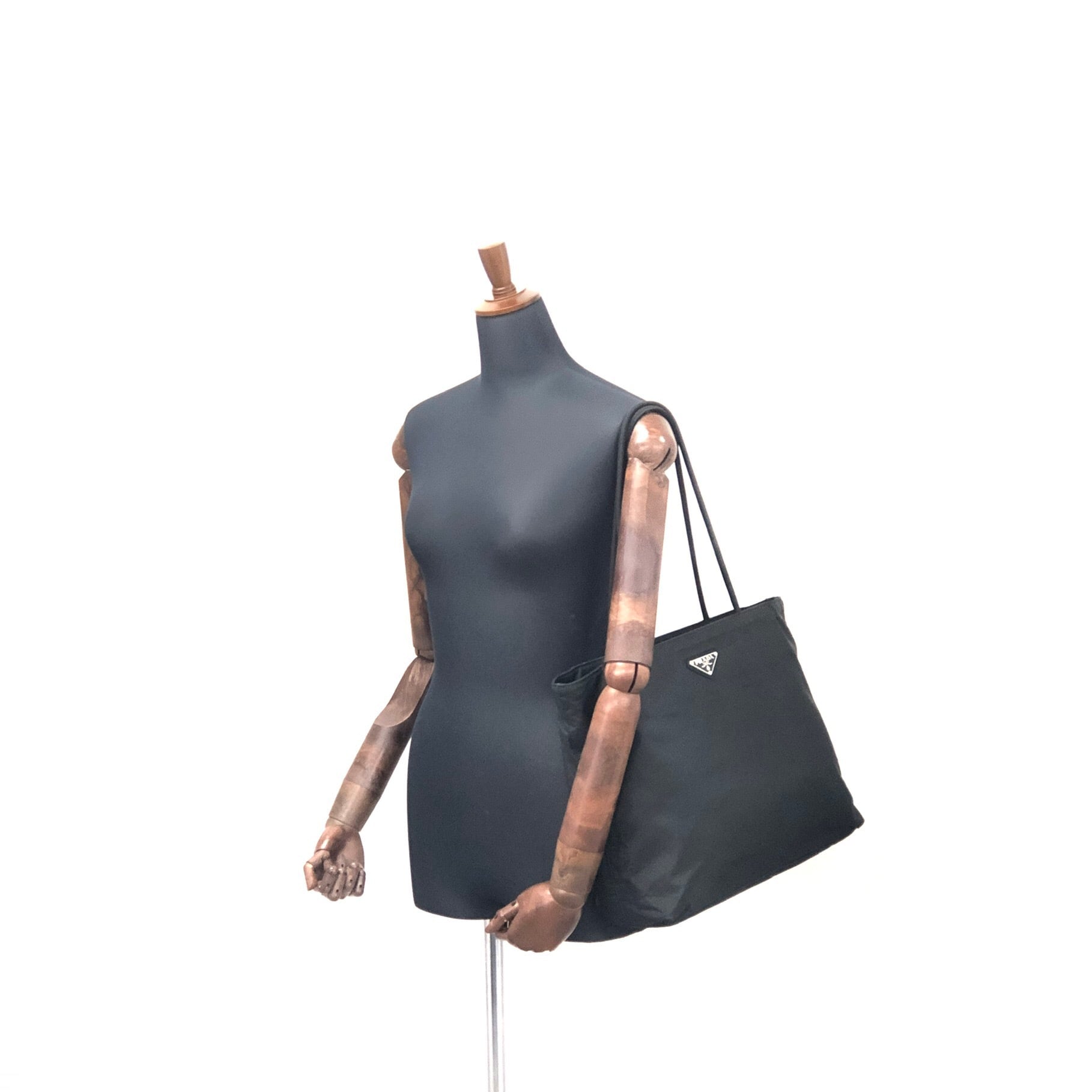 PRADA プラダ トライアングルロゴ ナイロン A4 トートバッグ ブラック