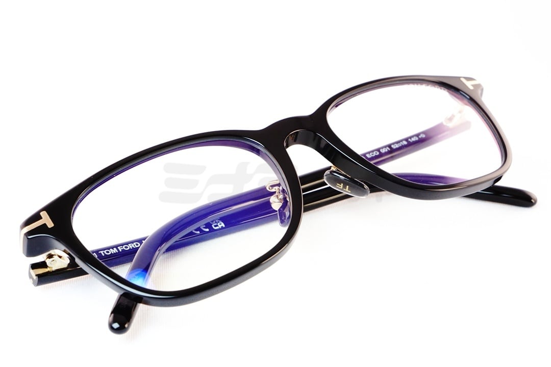 吉野北人さん着用】TOM FORD ブルーライトカット TF5860-D-B ECO 001