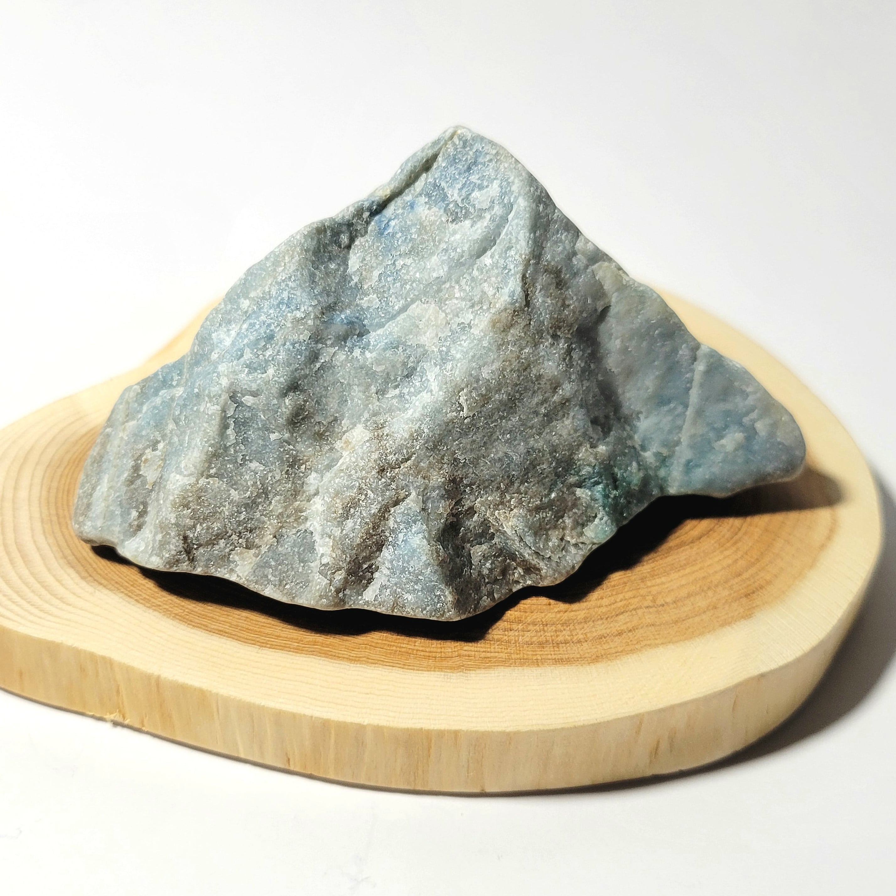 入コン沢原石:糸魚川翡翠 BG0098 | 糸魚川翡翠工芸家 赤羽可行BASE