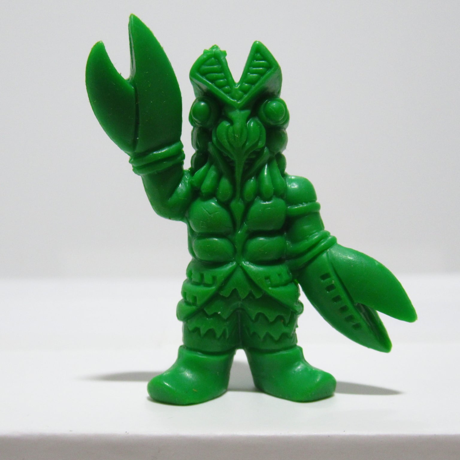 丸越 消しゴム 塩ビフィギュア ウルトラ怪獣 バルタン星人（色選べます