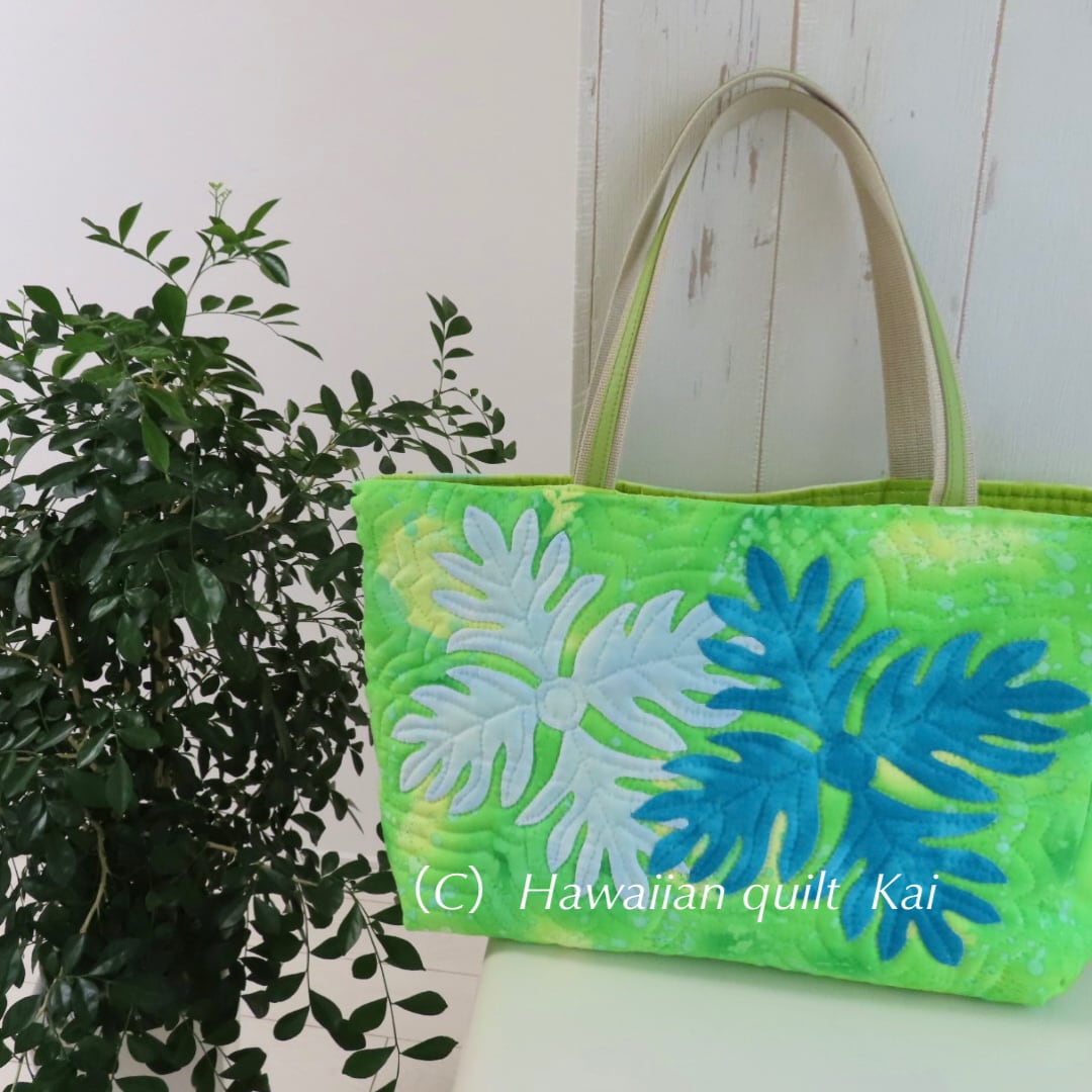 新緑が似合う パンの木のトートバッグ 肩掛けできます ハワイアン