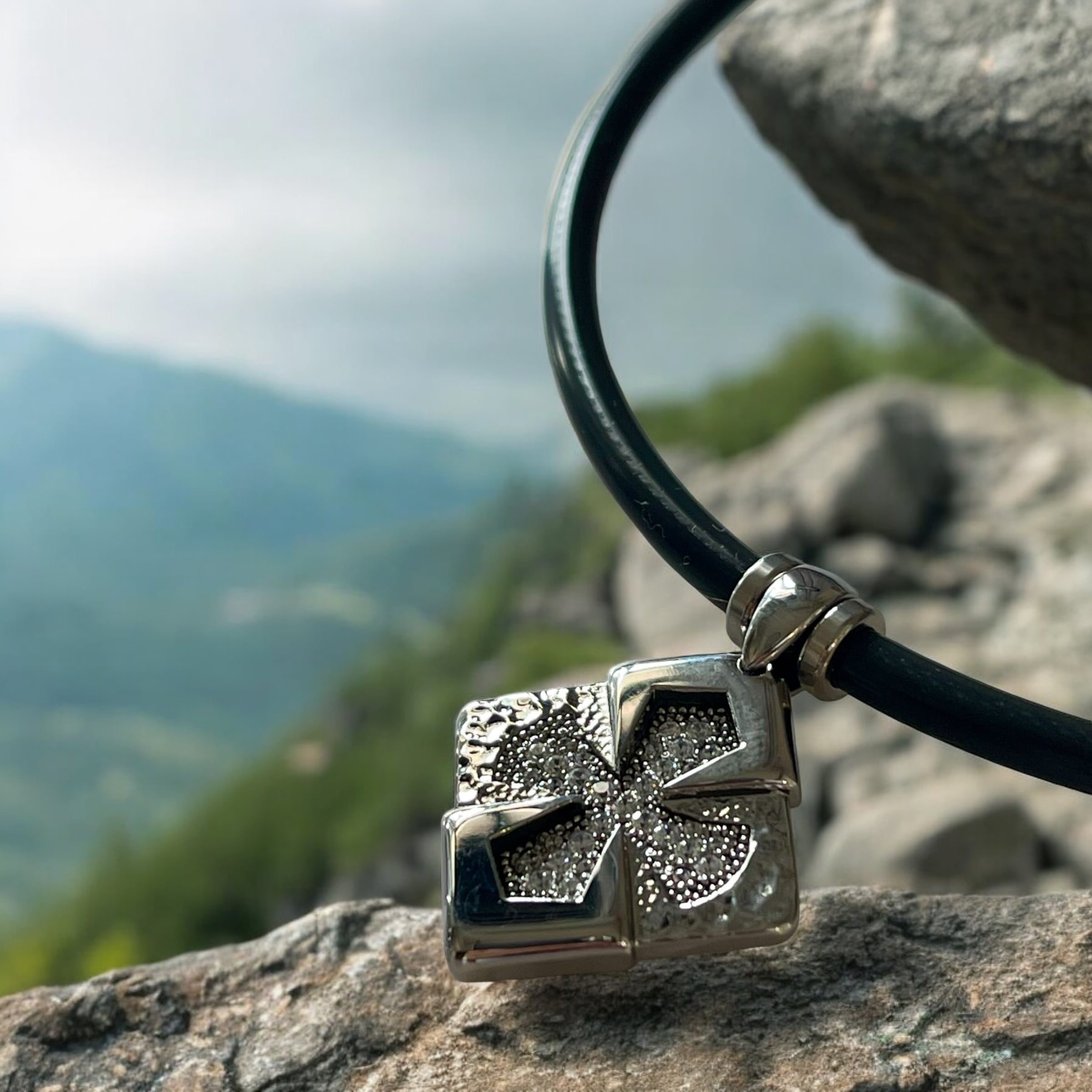 CSモデル ラージサイズ ツアープロ愛用品【スポーツネックレス