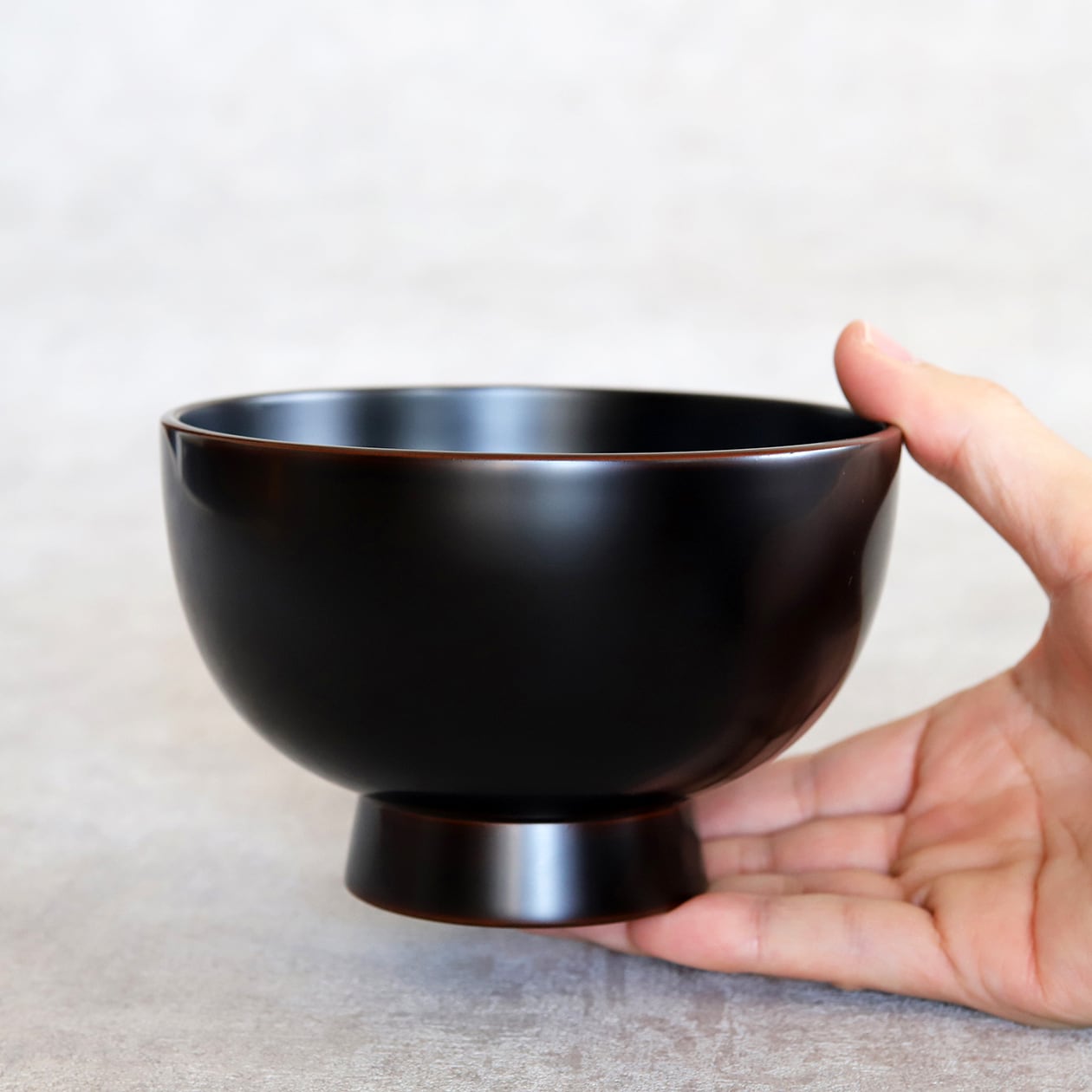 丼、うどん、お蕎麦、お雑煮にピッタリの大きなお椀。【 合鹿椀 】 色