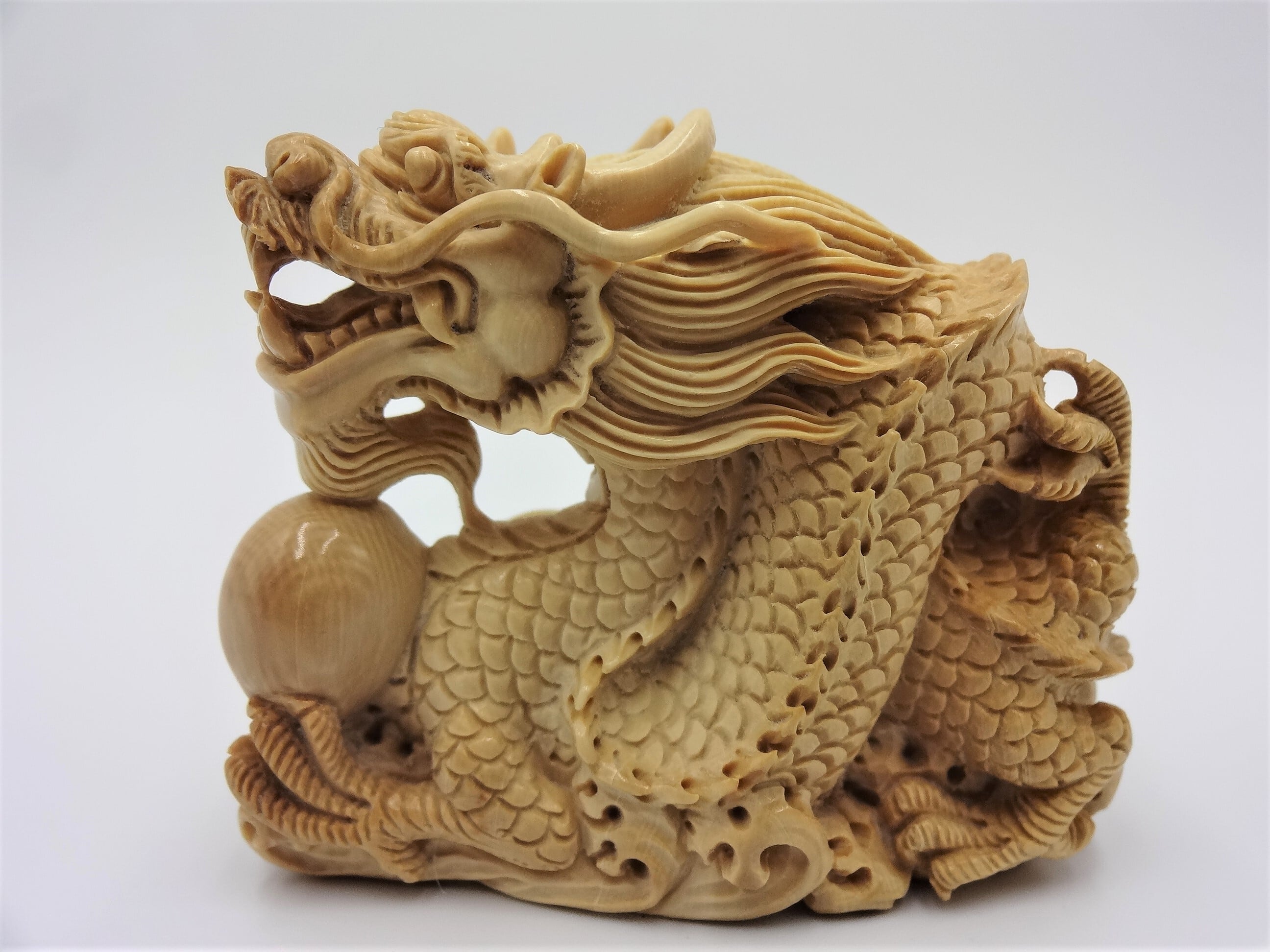 根付 マンモス牙 龍 （ST-011） | 山田商店