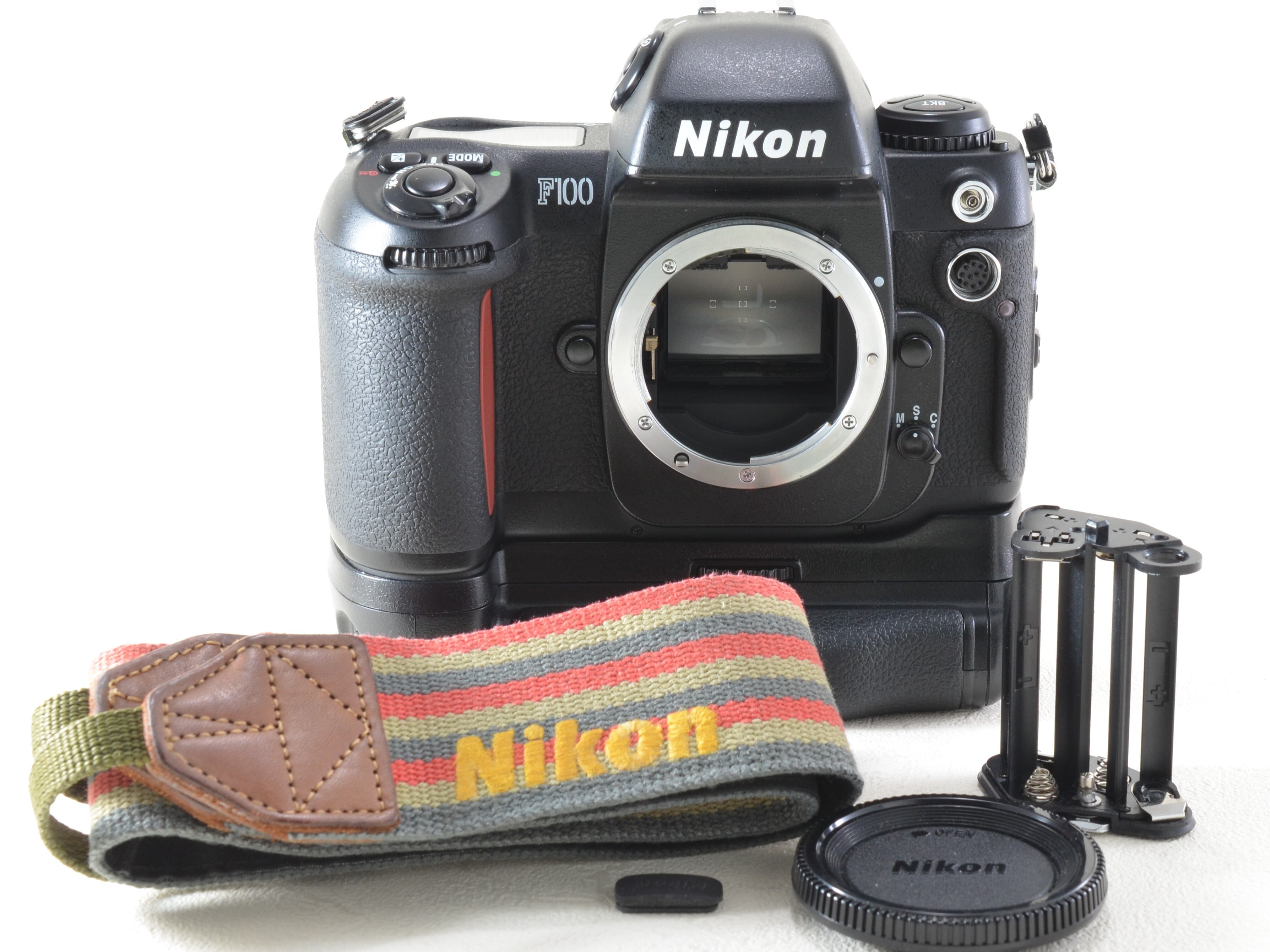 縦グリップがクール】Nikon F100 ボディ MB-15付 ニコン（51877