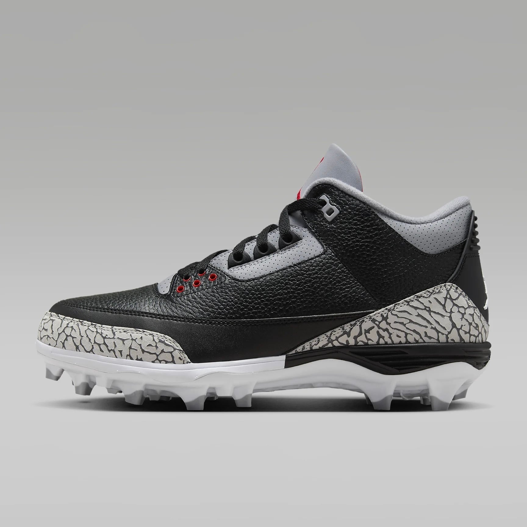 日本未発売】 ナイキ ジョーダン アメリカンフットボール スパイク