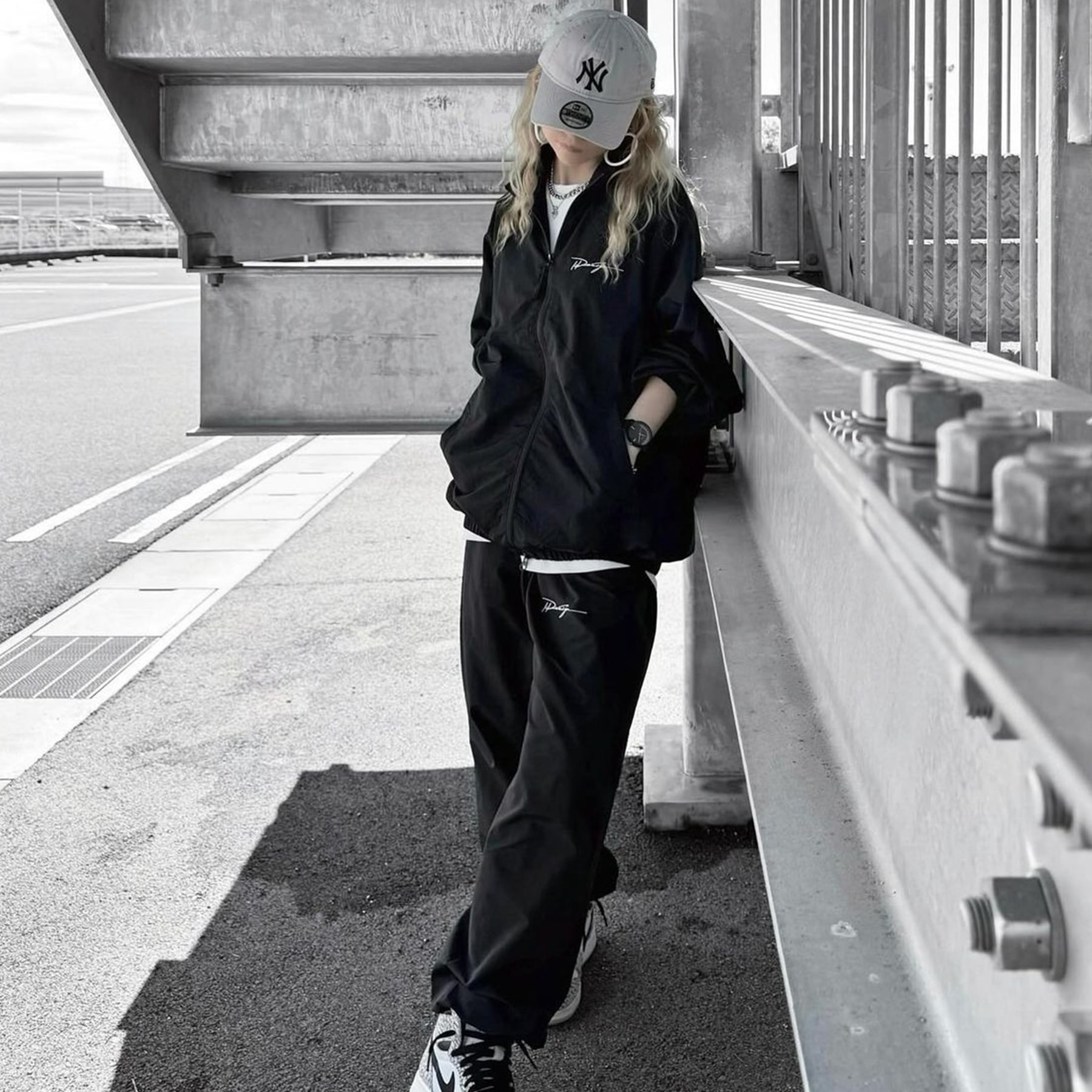 ID ナイロン トラックジャケット&パンツ【セットアップ/BLACK】 | 【 I