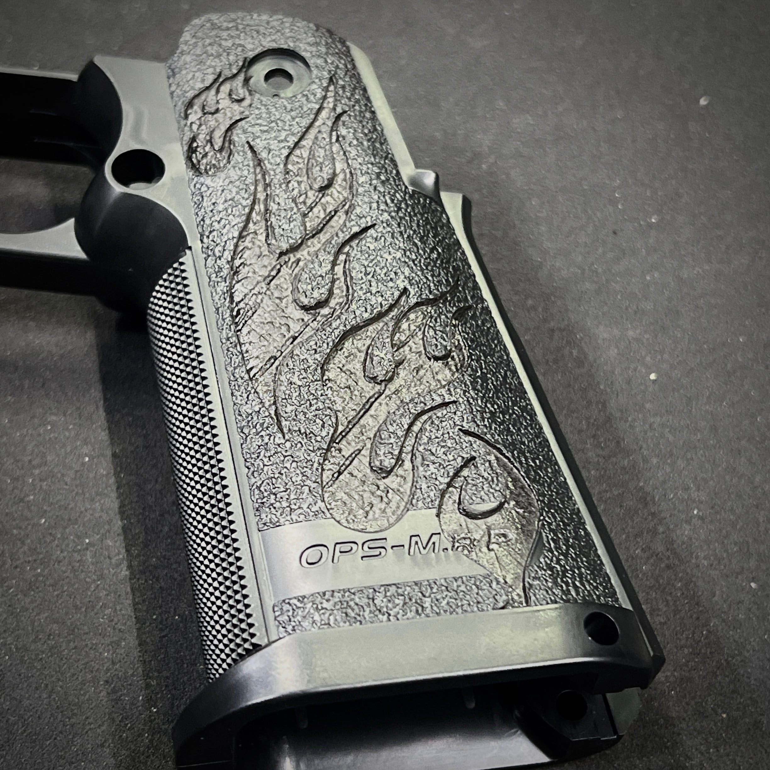 東京マルイ純正 ステップリング/刻印加工 ハイキャパグリップ Hi-Capa