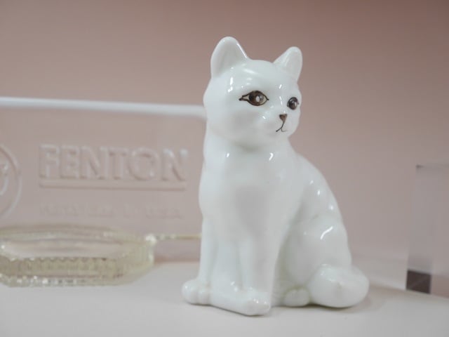 FENTON CAT フェントン ねこ ミルクガラス | lacoiffe （コワフ）