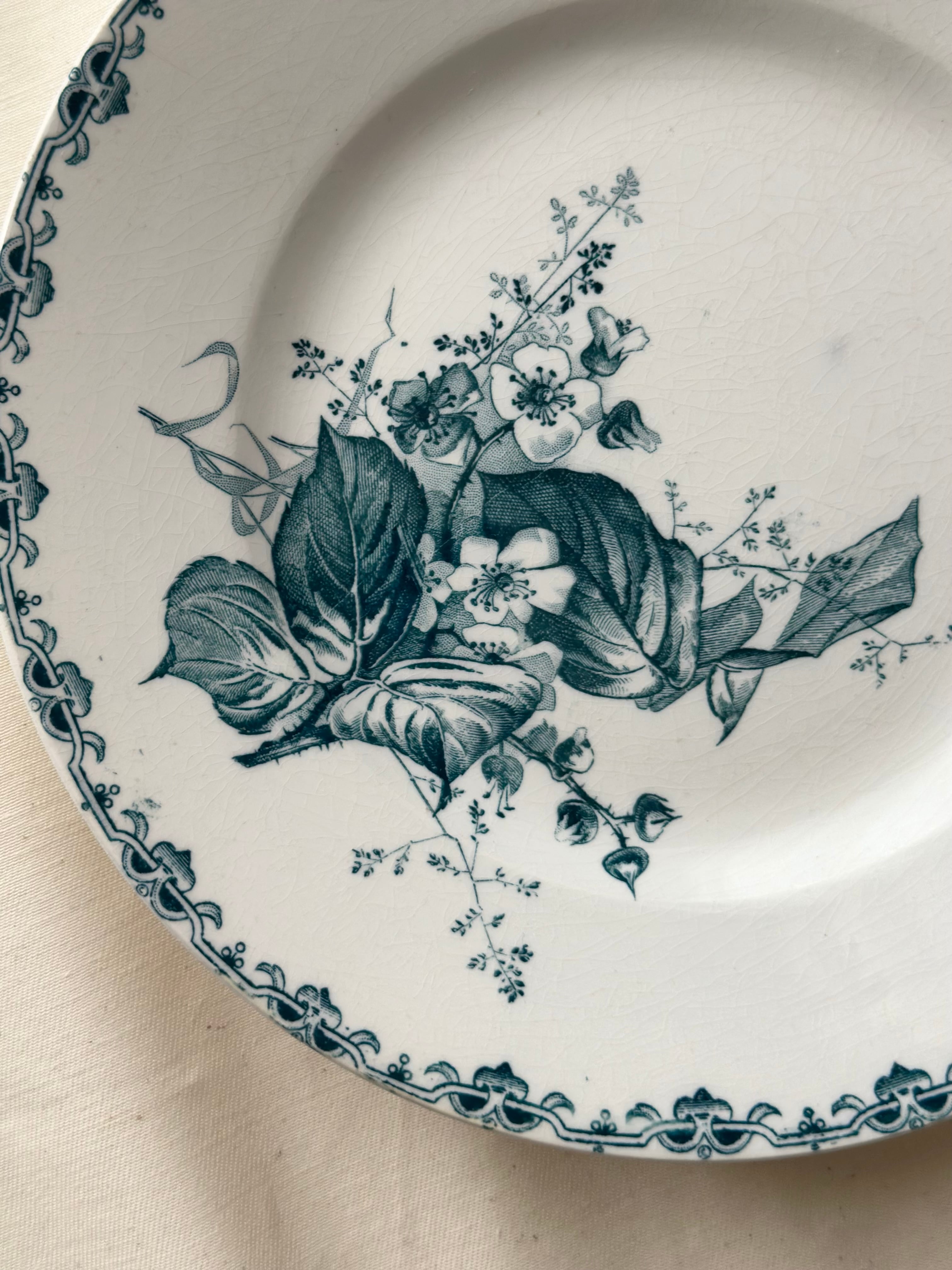 Sarreguemines サルグミンヌ / “MURES” デザートプレート | VIRON