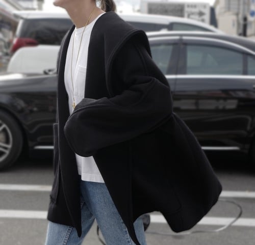 Short Opera Coat Black | gypsohila