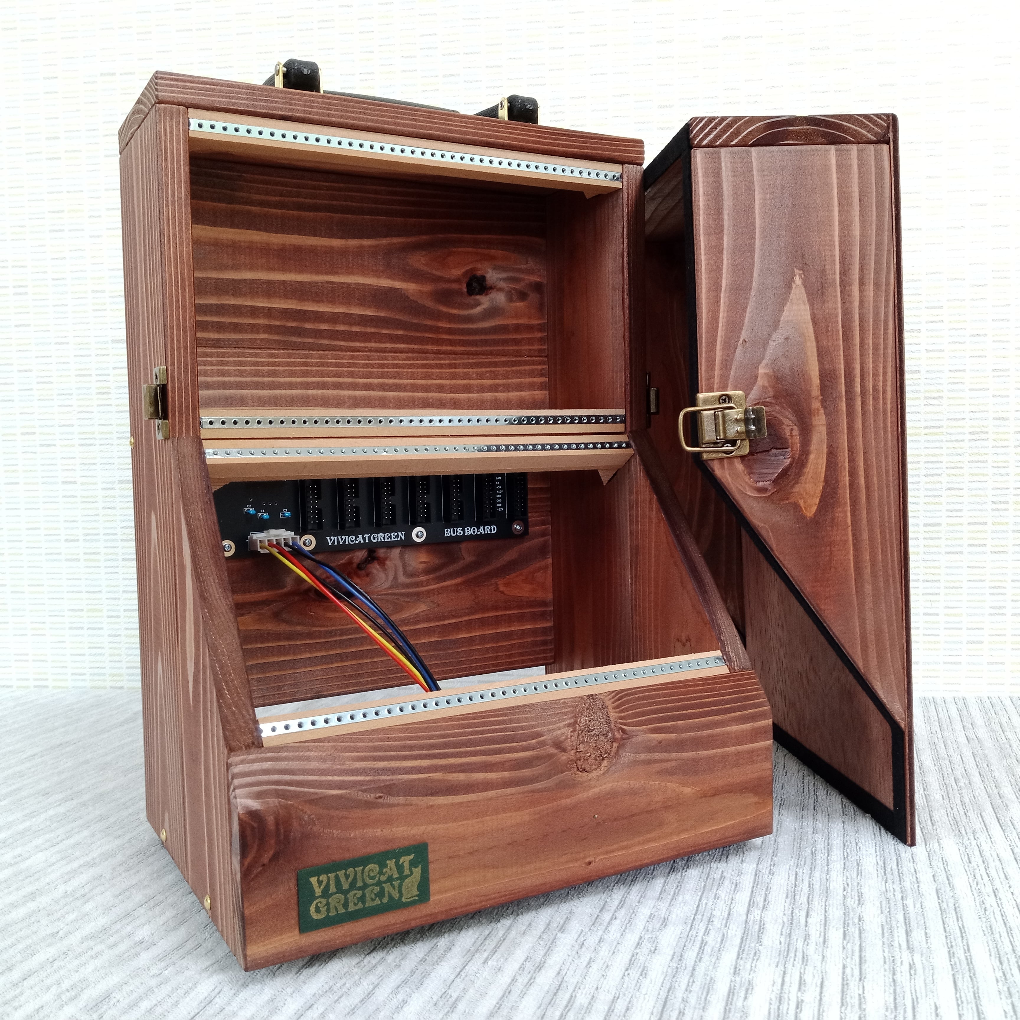 42HP Case | Vivicat Green モジュラーシンセ用木製ケース