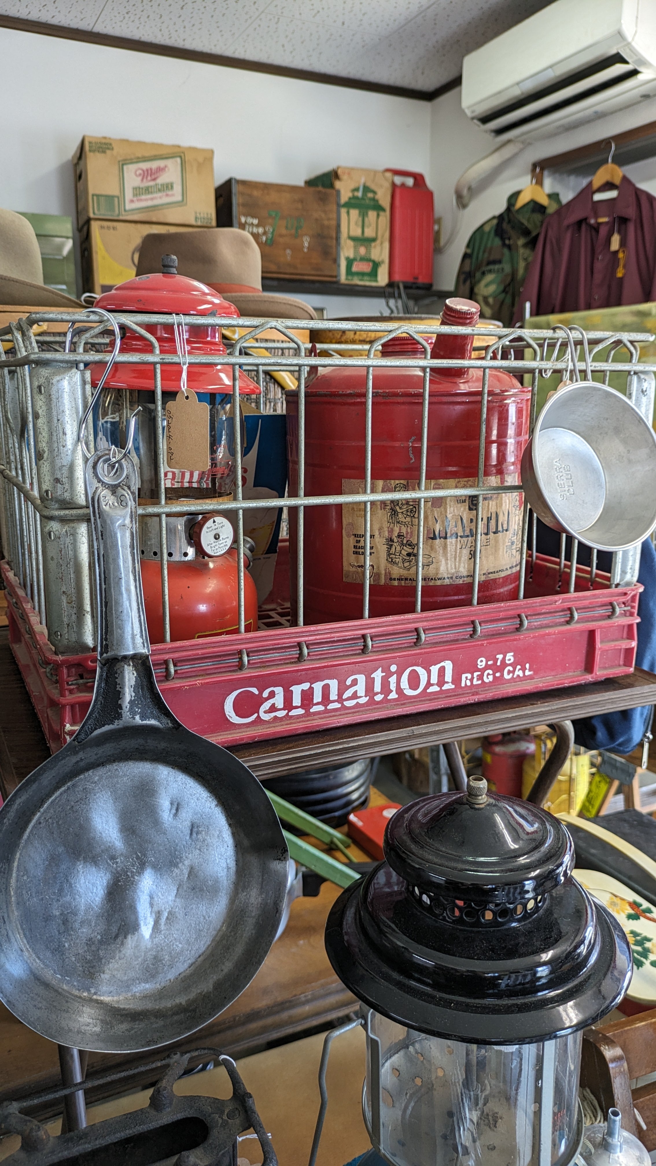 Vintage Carnation WireCrate MilkCrate MetalBox Basket ビンテージ