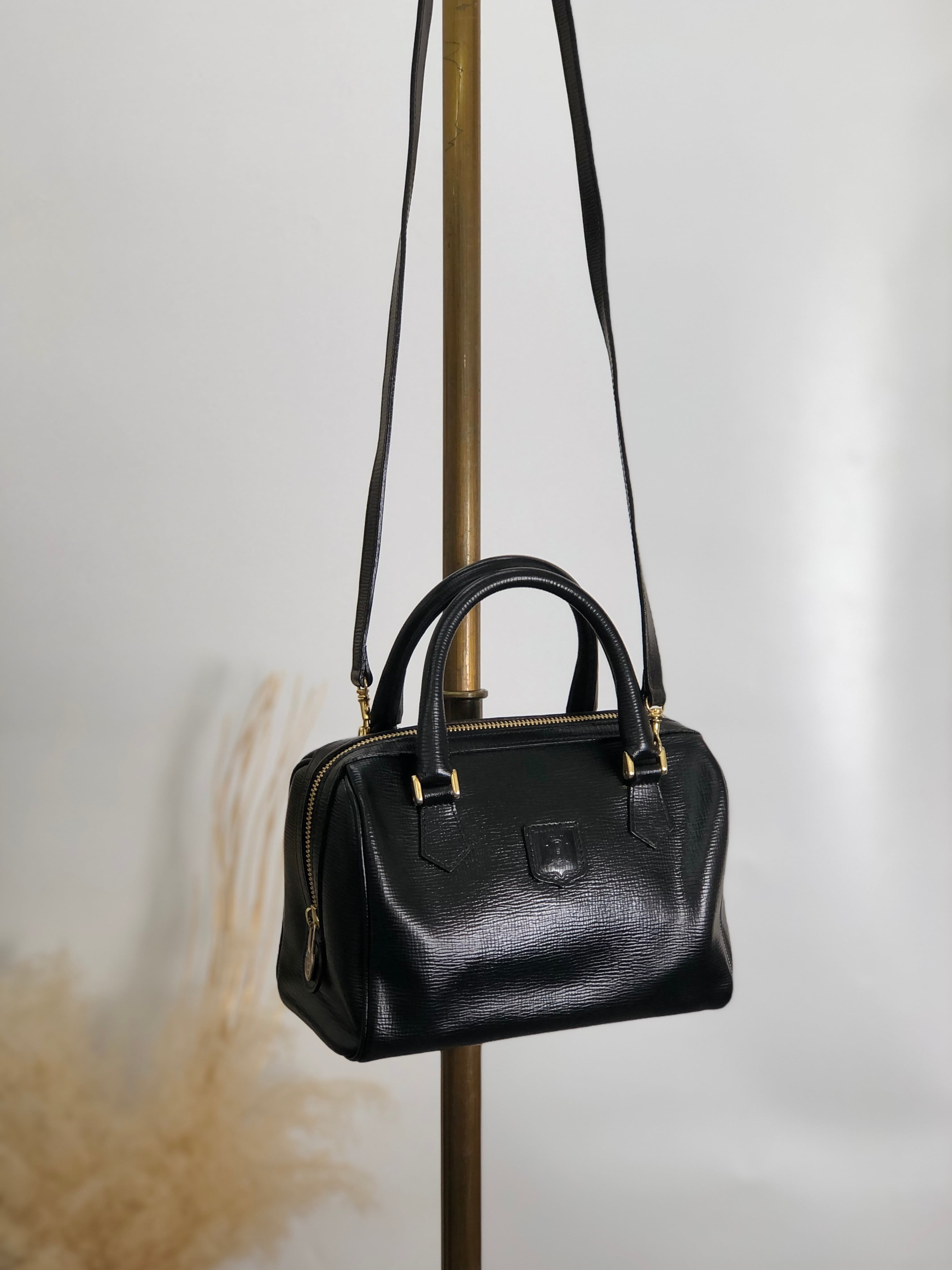 CELINE セリーヌ ショルダーバッグ ブラック ブラゾン型押し レザー