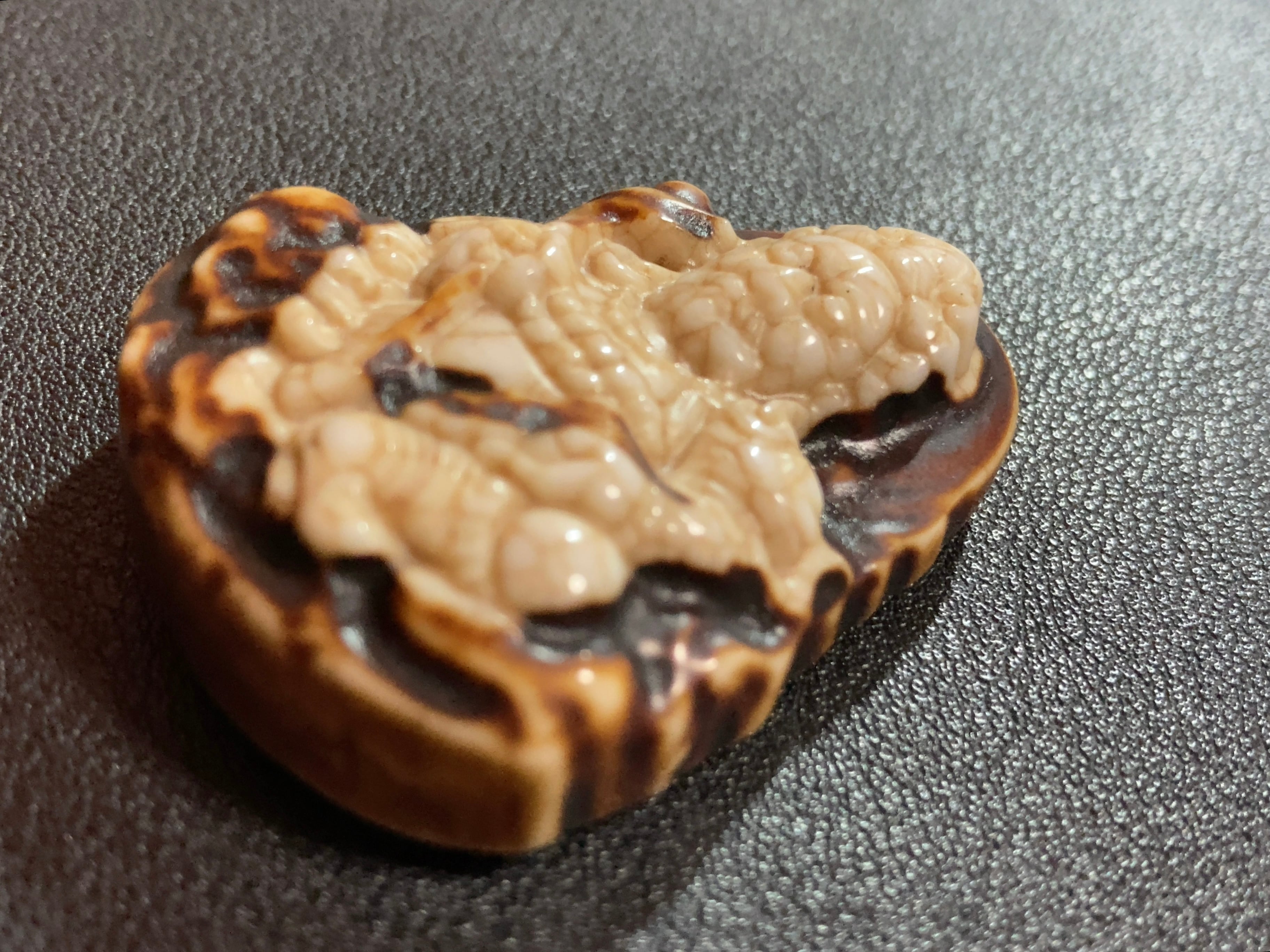 毘沙門天 日月 ／老礦玉髄 天珠製法 龍紋 | いとつなぐ