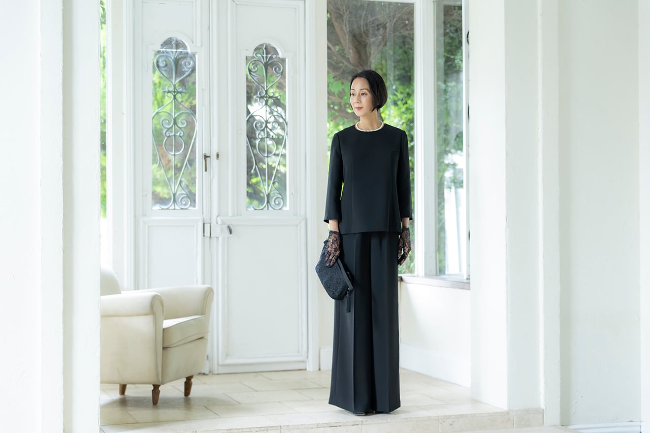 中村江里子セレクションAve.KIKI×東京ソワール オリジナル・ブラック