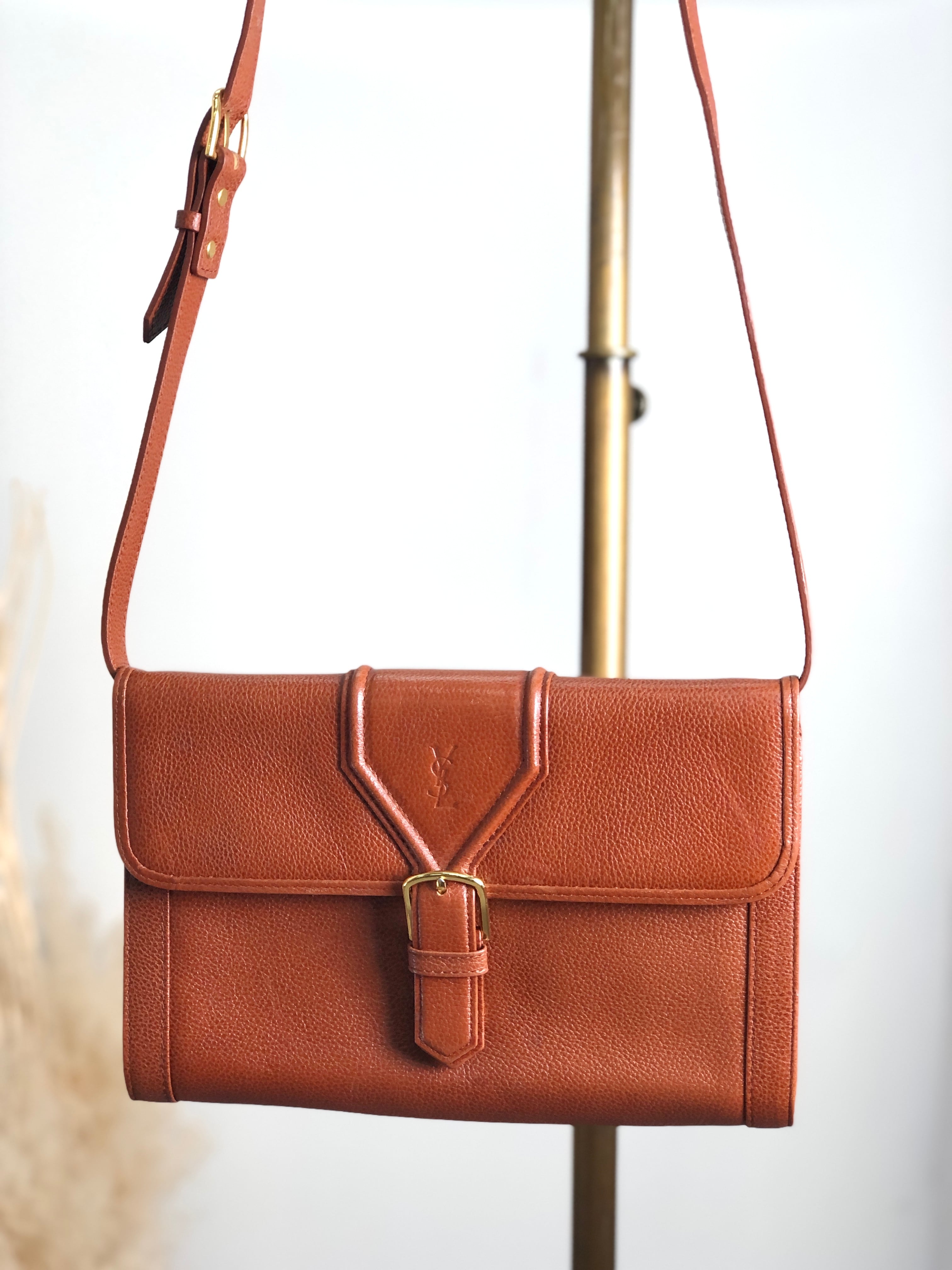 Yves Saint Laurent イヴ・サンローラン ショルダーバッグ ブラウン