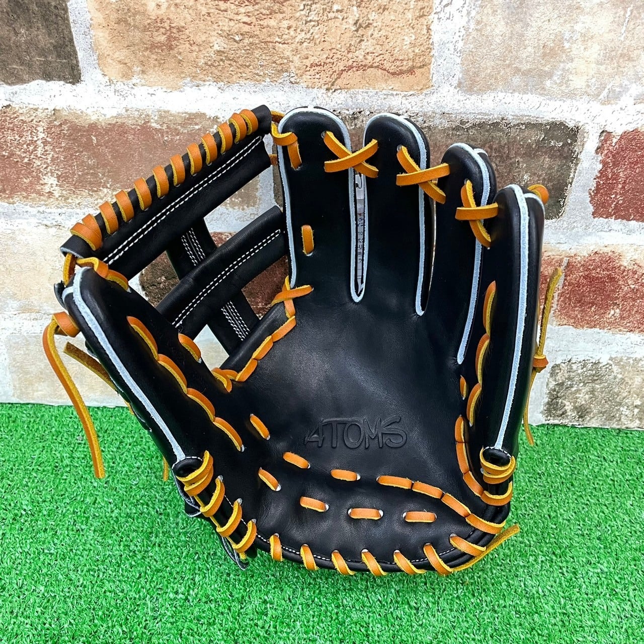大人気】 ATOMS 硬式グローブ 内野手用 005型 ブラック APL-UR005+