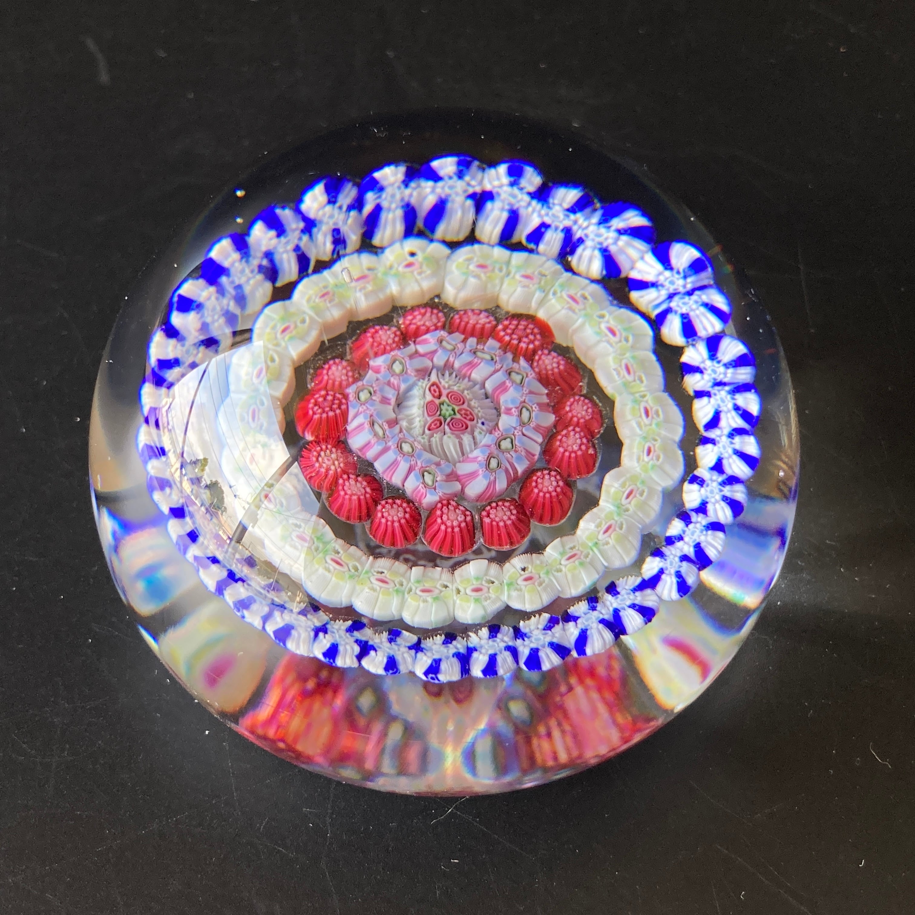 Baccarat フラワー型クリスタル皿 【公式通販】