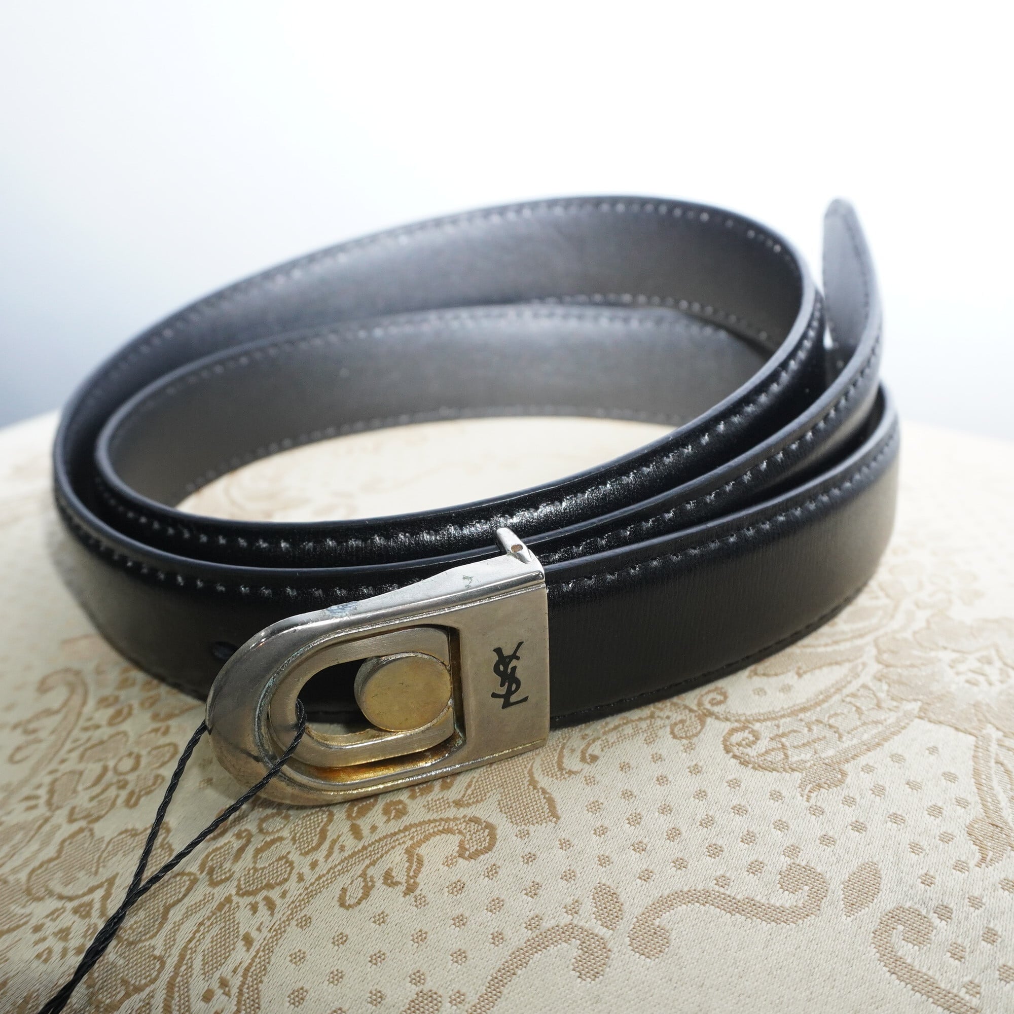 美品☆YSL イヴサンローラン 細いベルト73-83cm 楽天市場】SAINT