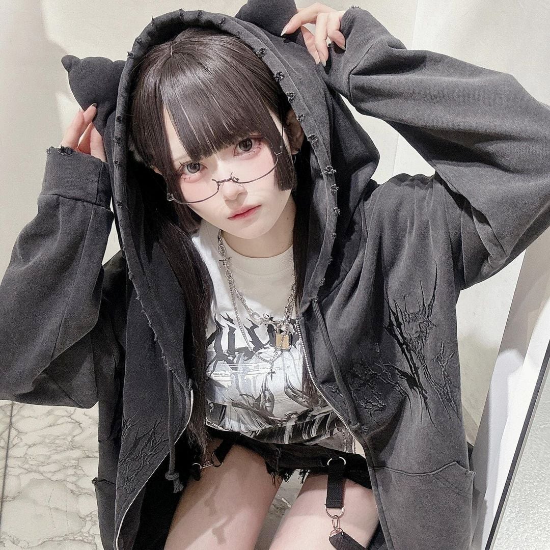 ネコ耳ピグメントZIPパーカー | VOLCAN&APHRODITE