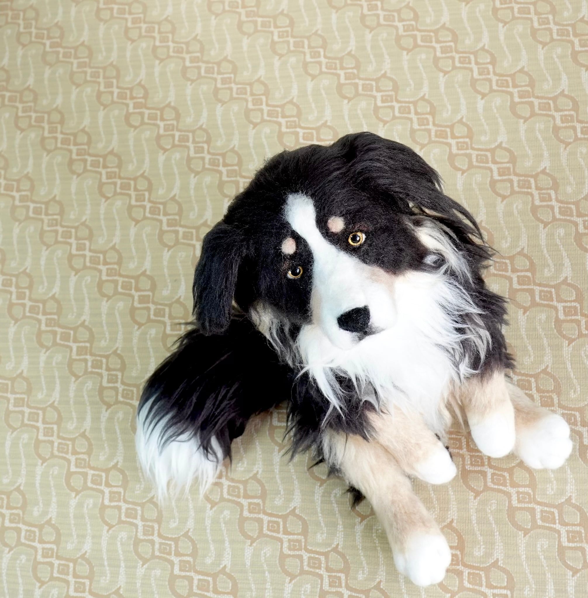 イヌ202410Yバーニーズマウンテンドッグぬいぐるみ | capeesh |重力に