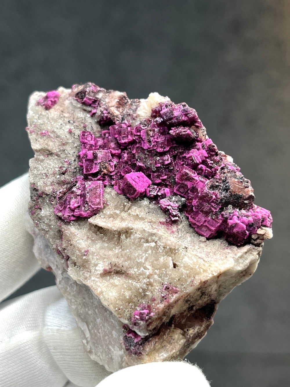 コバルトカルサイト×ヘテロジェナイト×クォーツ【ML-0060】from コンゴ