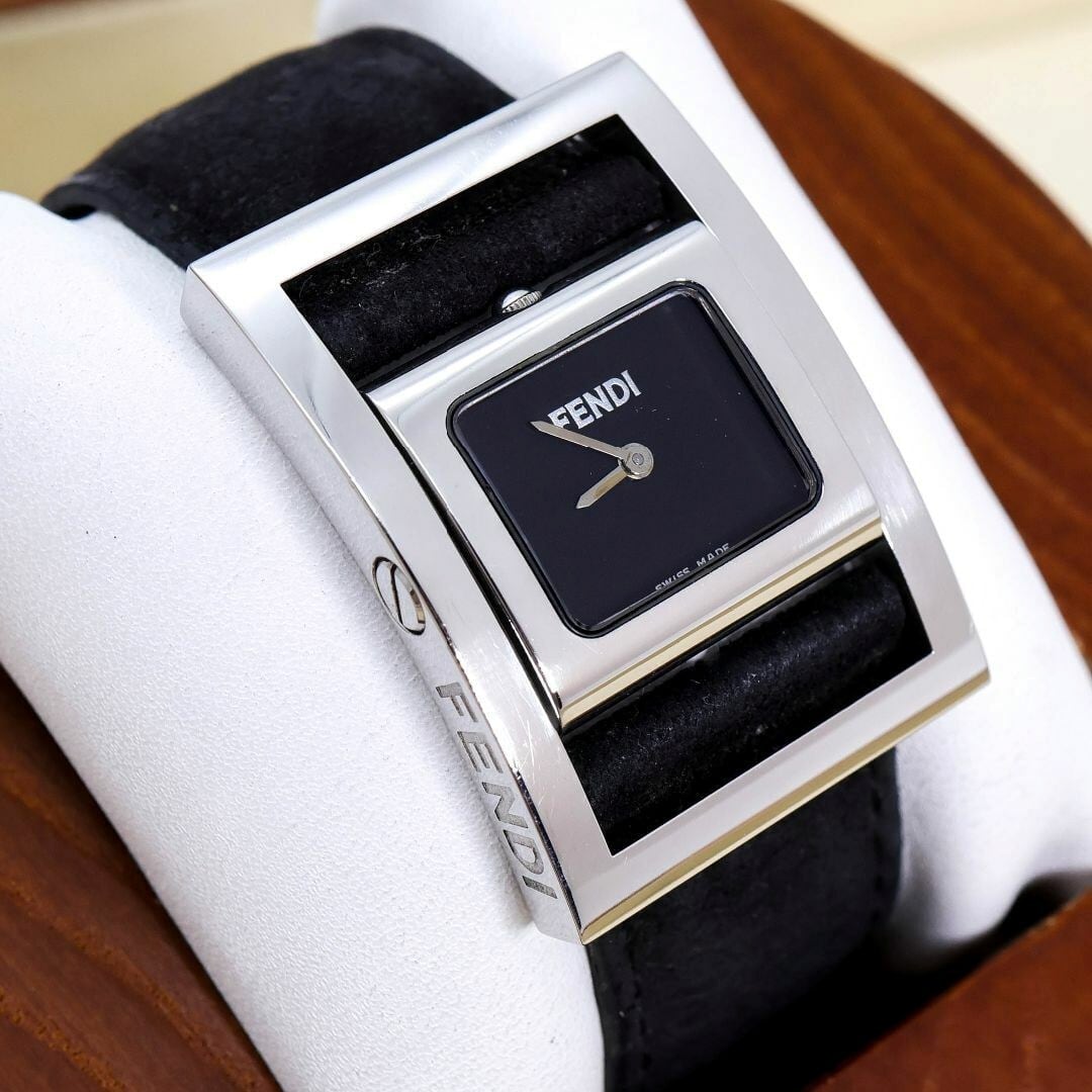 稼働 FENDI 腕時計 ターンフェイス 新品電池 ブレスウォッチ 1239