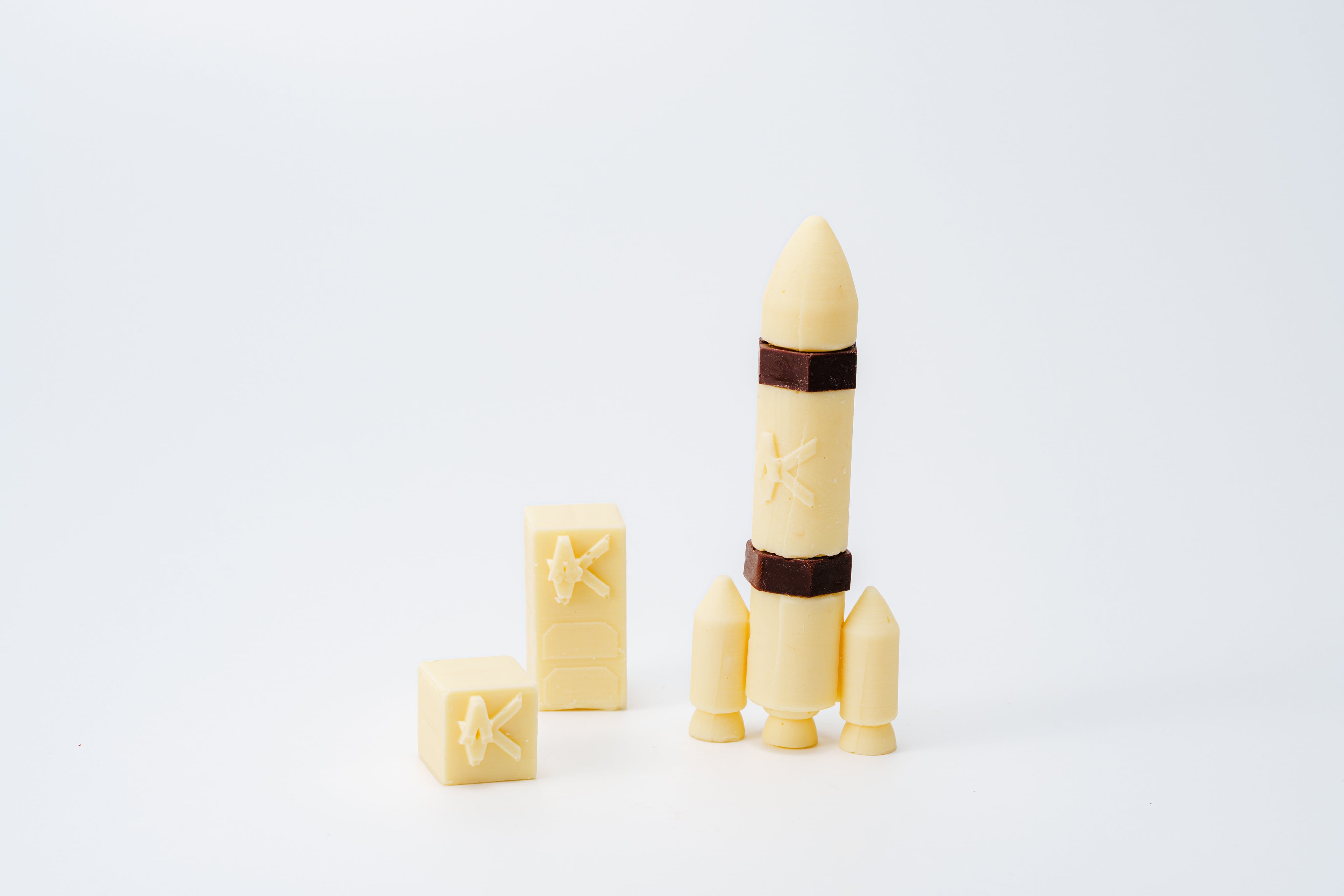 ネジチョコロケット&超小型人工衛星チョコレートセット | NEJI CHOCO