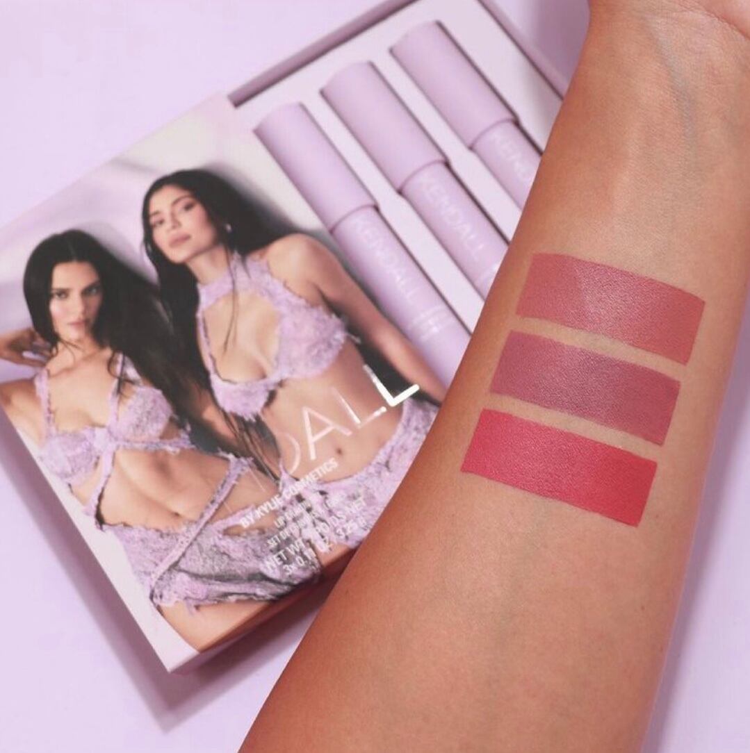 KYLIE COSMETICS “KENDALL COLLECTION BUNDLE”海外コスメ 日本未入荷