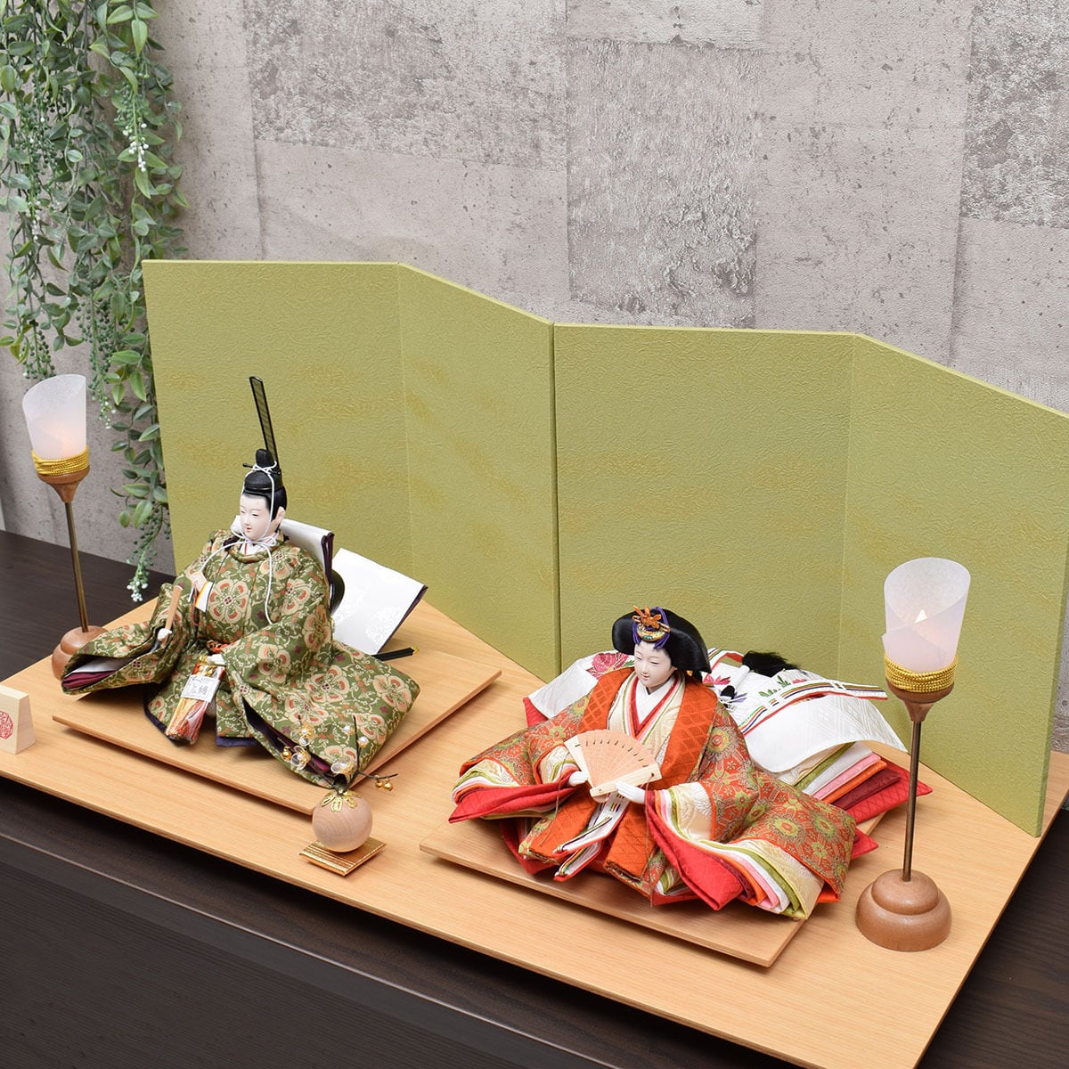 雛人形 親王飾り【龍村美術織物 花鳥梅花文錦(緑)】モダン｜おしゃれ