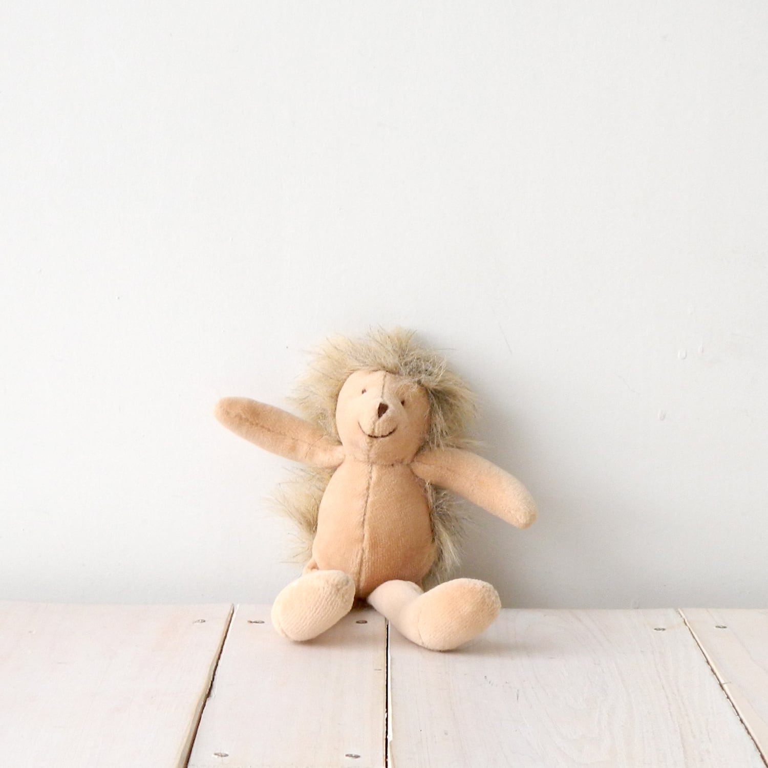 ハリネズミ・小さなぬいぐるみ 18cm (ムーランロティ ) | twig-pebble