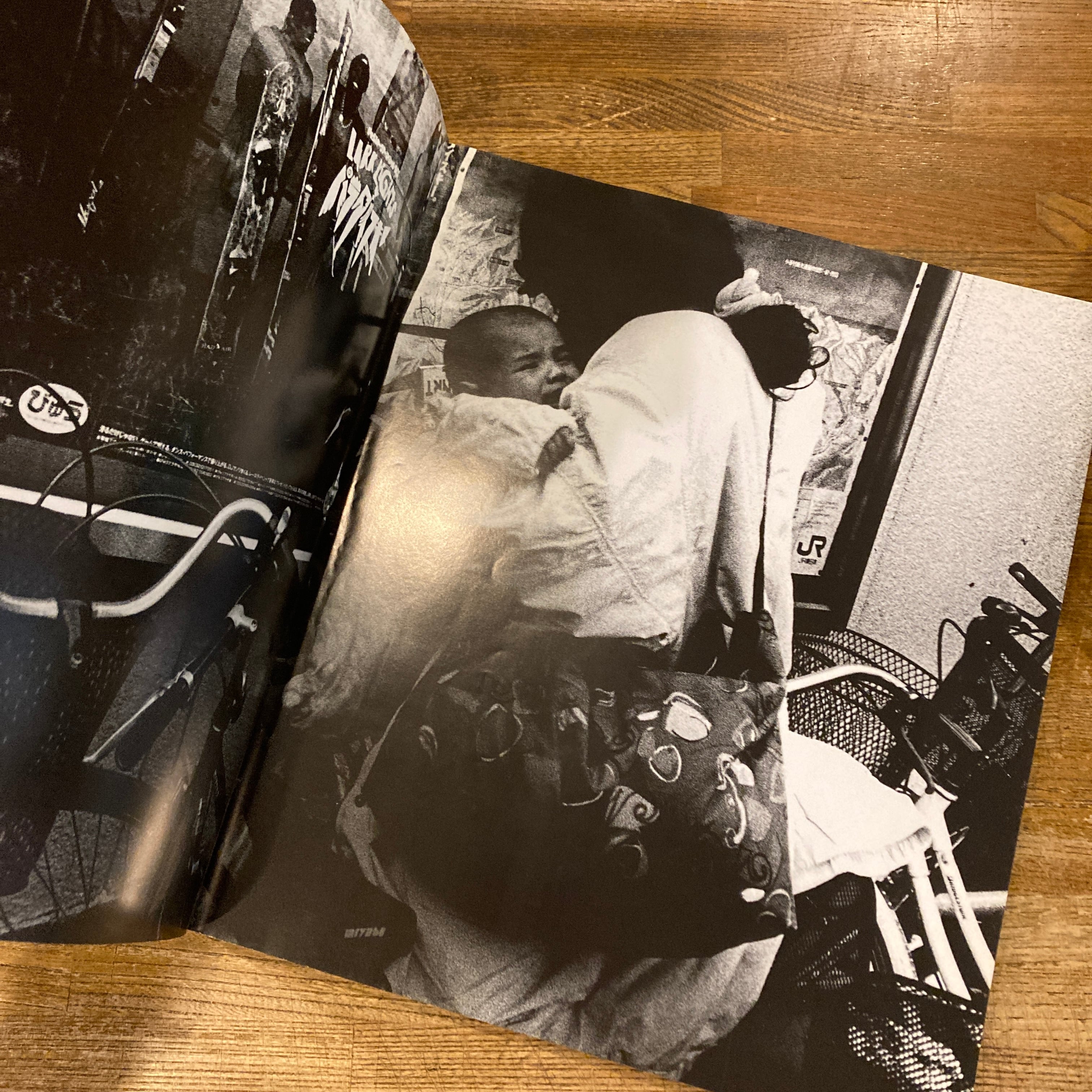 Daido hysteric no.6 1994 / 森山大道 | 百年