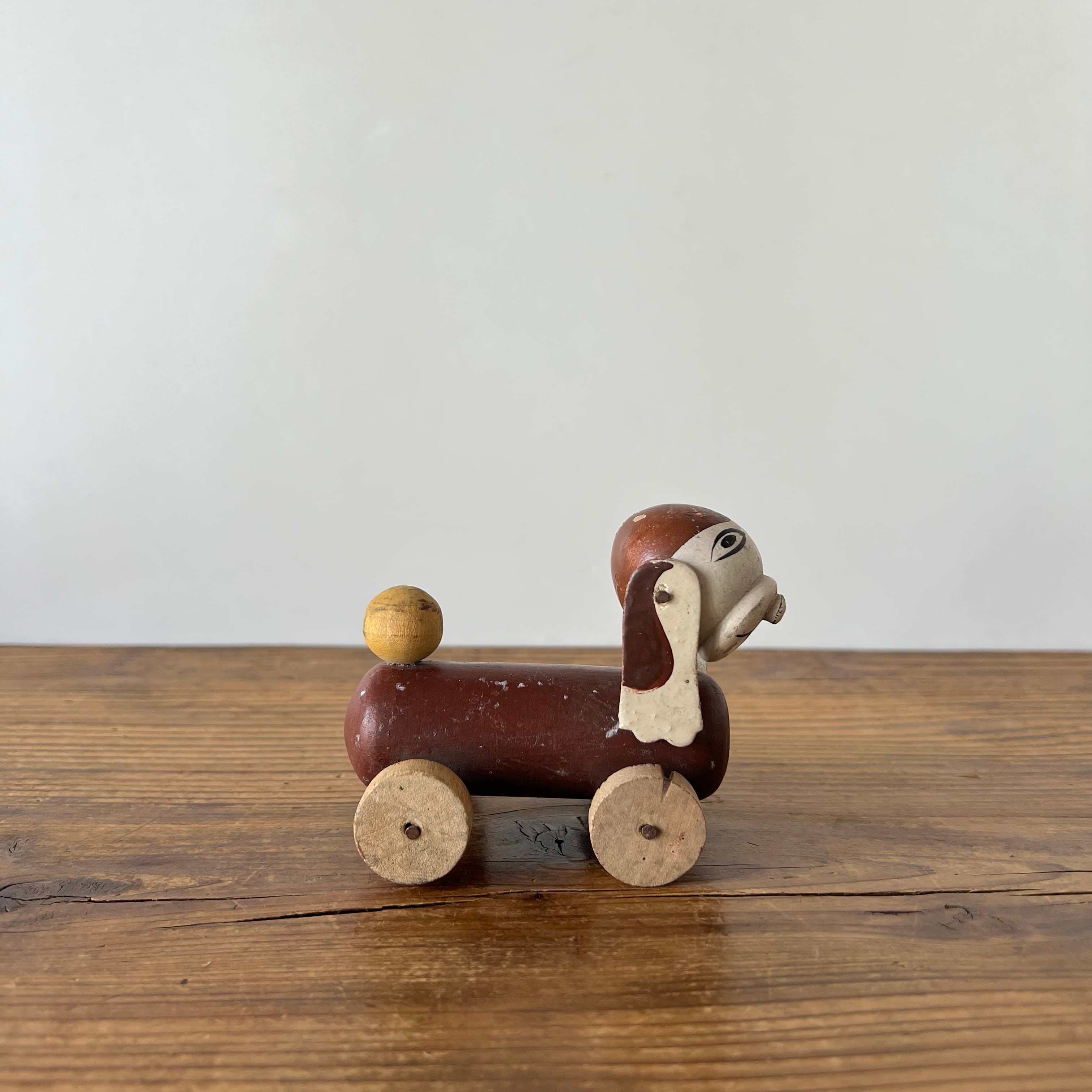 Wooden Pull Toy Dog | troldhaugen antiques ｜ 北欧アンティーク・古道具