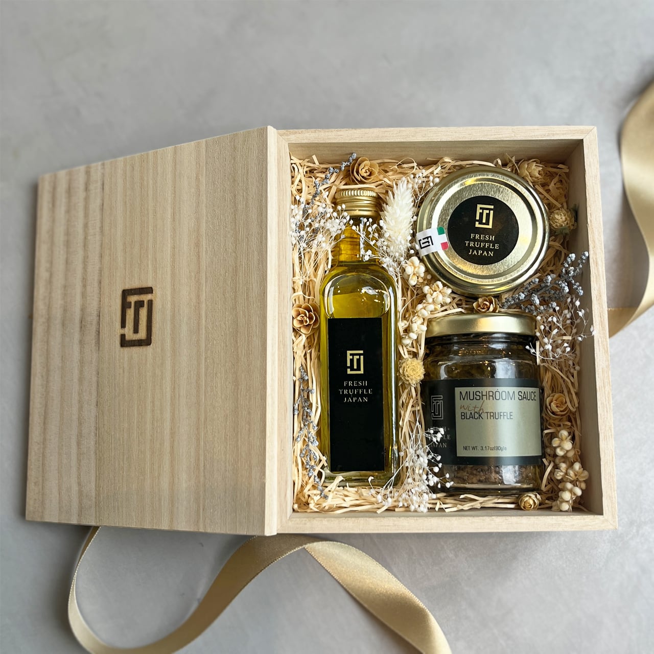 トリュフギフト3点セット（オイル・塩・タルトゥファータ） | FRESH