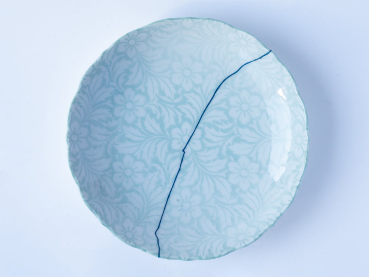 継皿 花柄大皿（青継ぎ）② | KISSAKO
