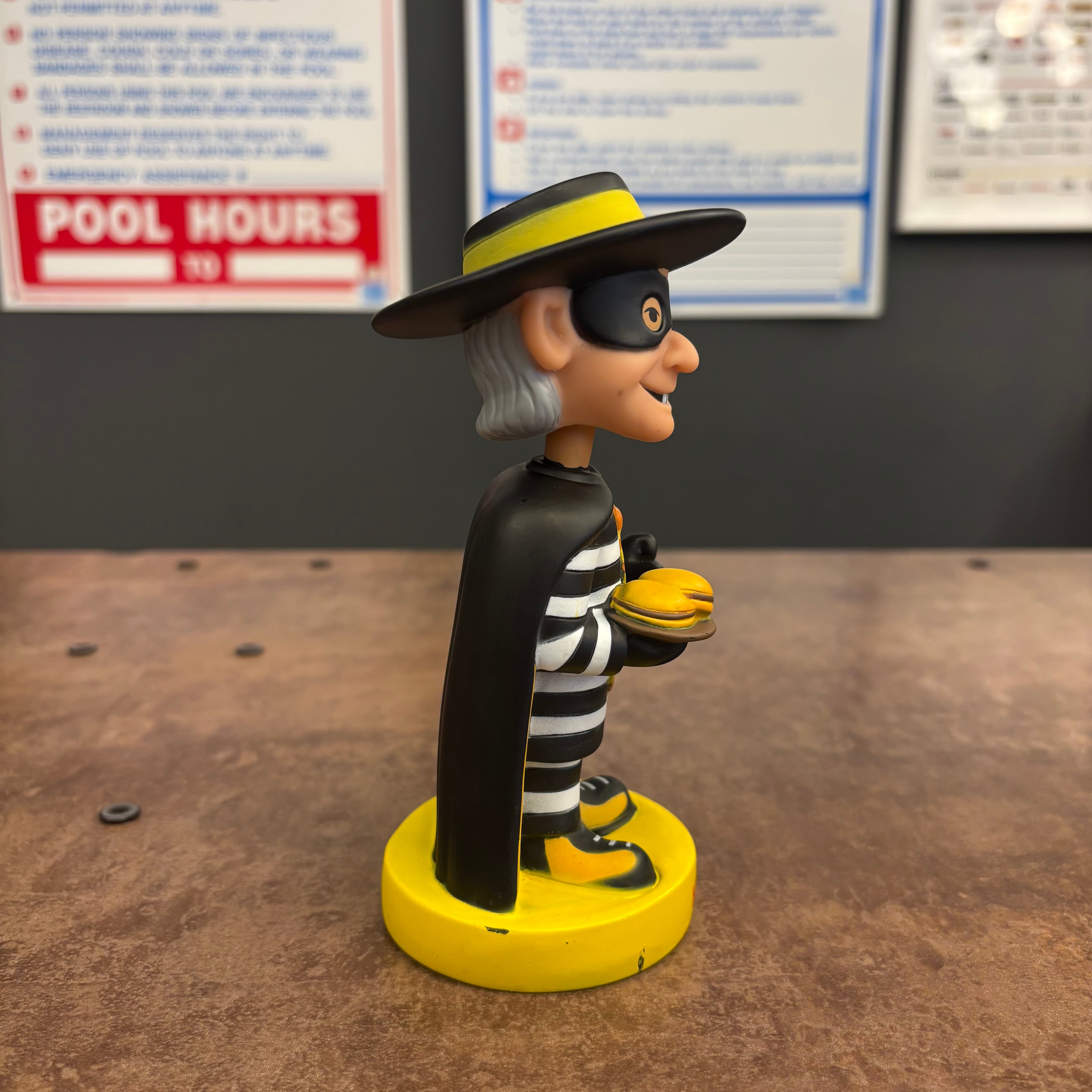 FUNKO】BOBBING HEAD OBJECT McDonald's HAMBURGLAR | Transit