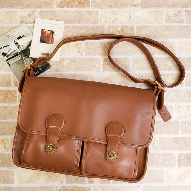 オールドコーチ ☆ USA製 ターンロック レザー ショルダーバッグ A4OK