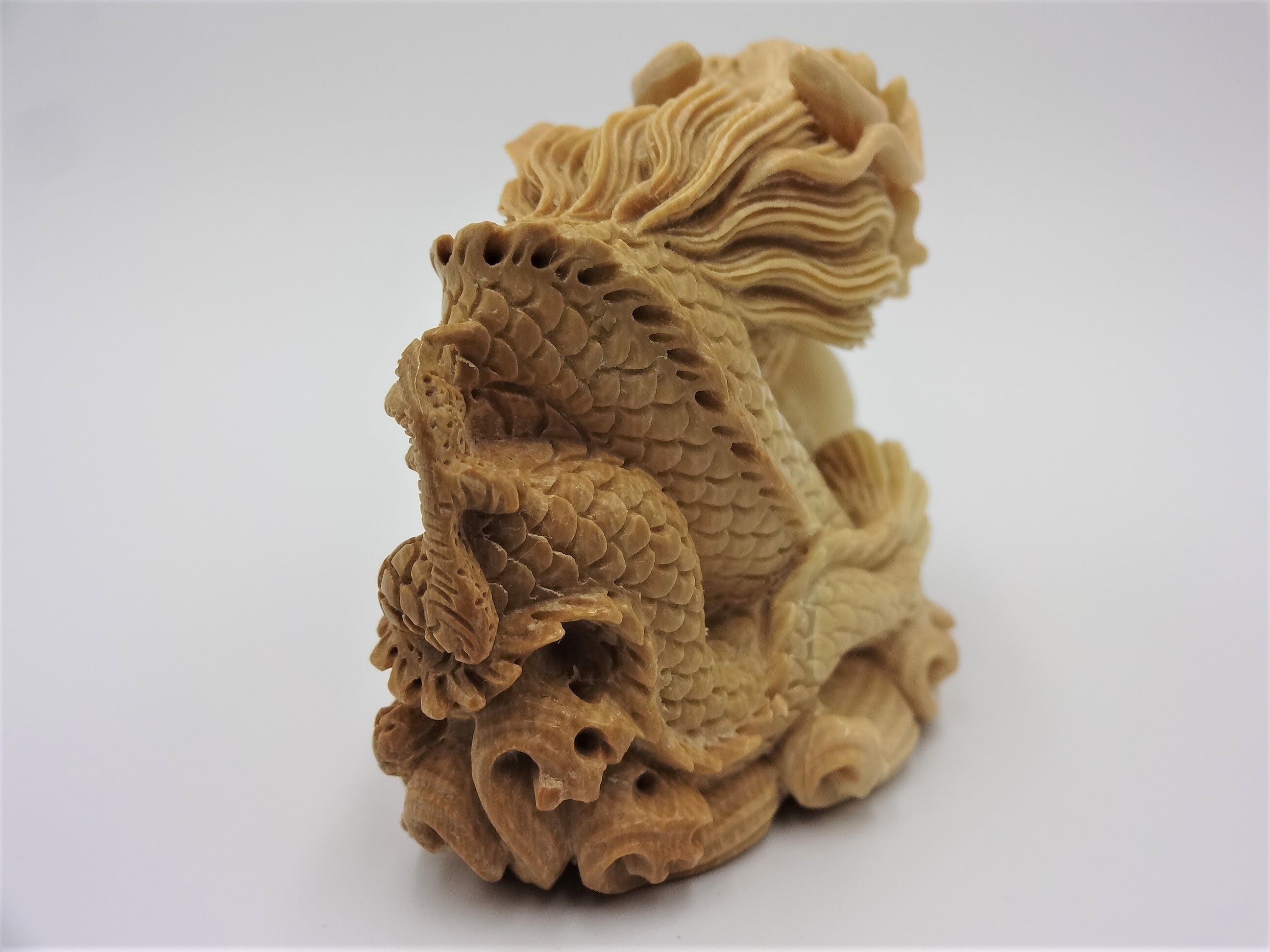 根付 マンモス牙 龍 （ST-011） | 山田商店