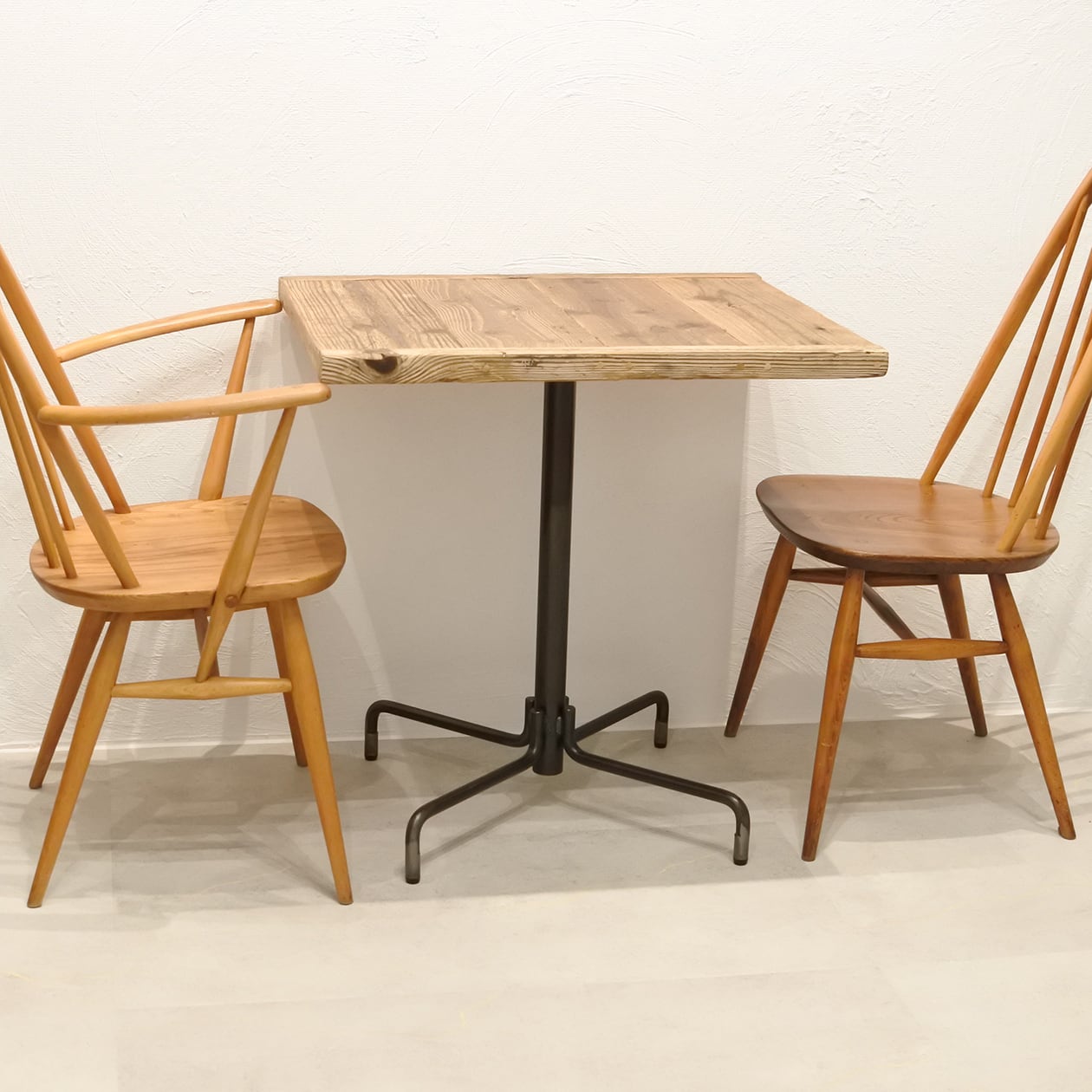 ✦無骨✦ミッドセンチュリーテイスト × 昇降式カフェテーブル 鉄脚