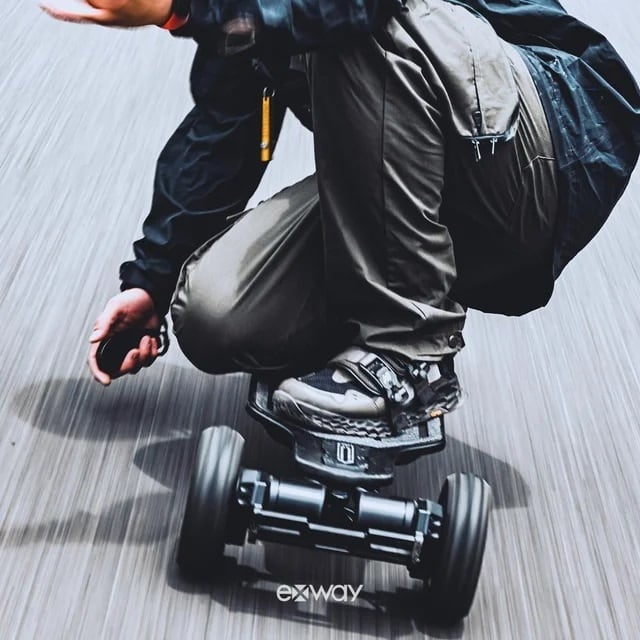EXWAY ATLAS PRO 2WD｜最新フルオフロード電動スケートボード