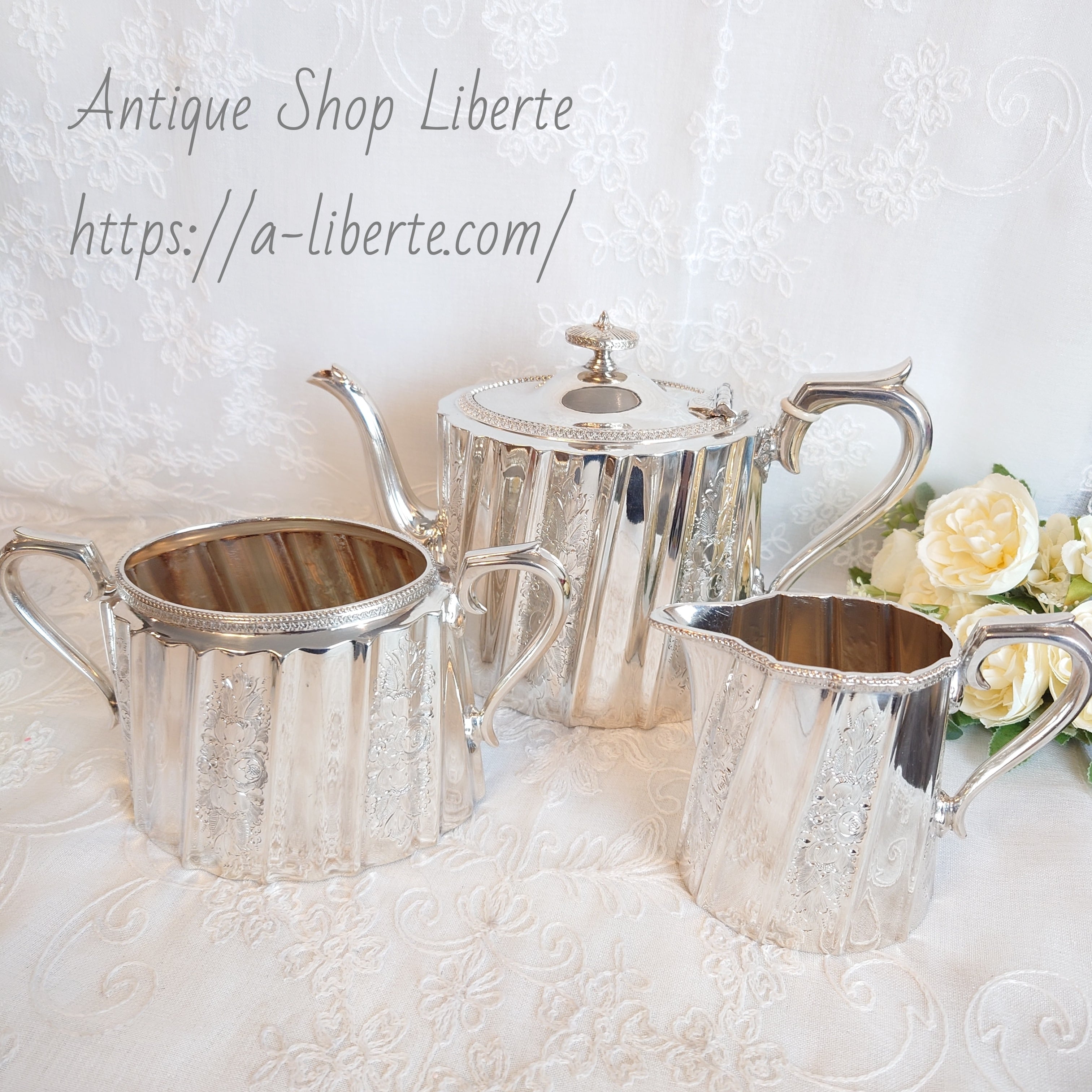 James Dixon＆Sons シルバープレート バレルシェイプ ティーポット