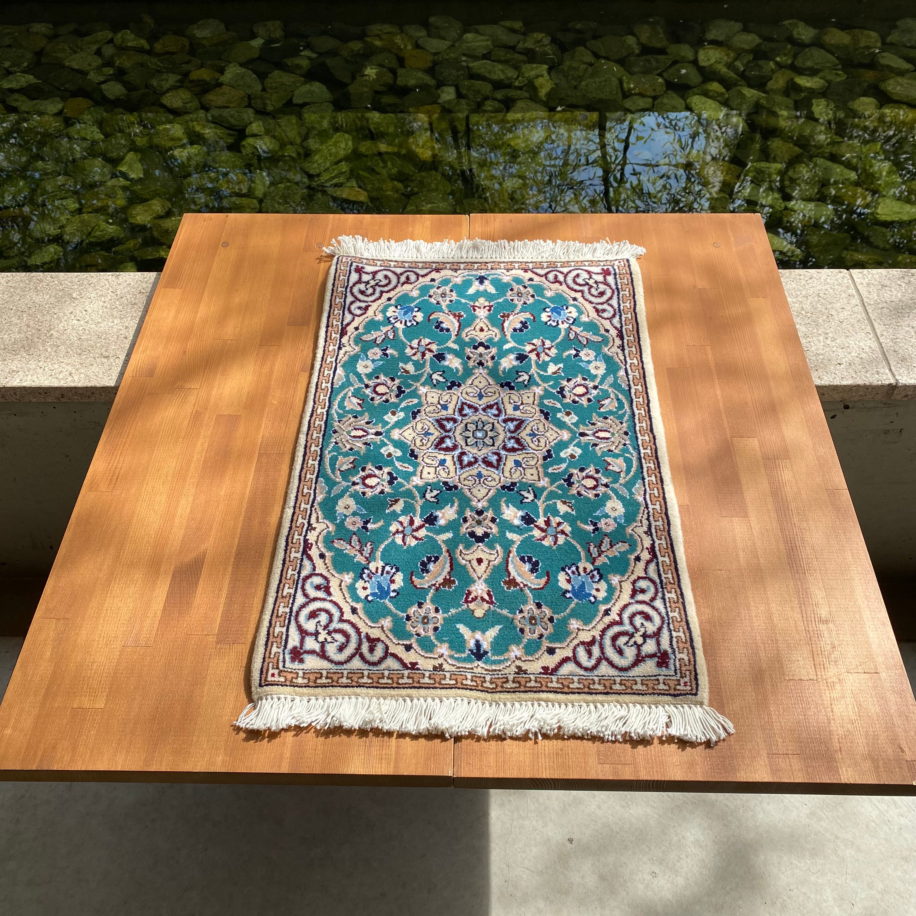 ペルシャ絨毯玄関マットS | ペルシャ絨毯専門店 Daria/ダリア