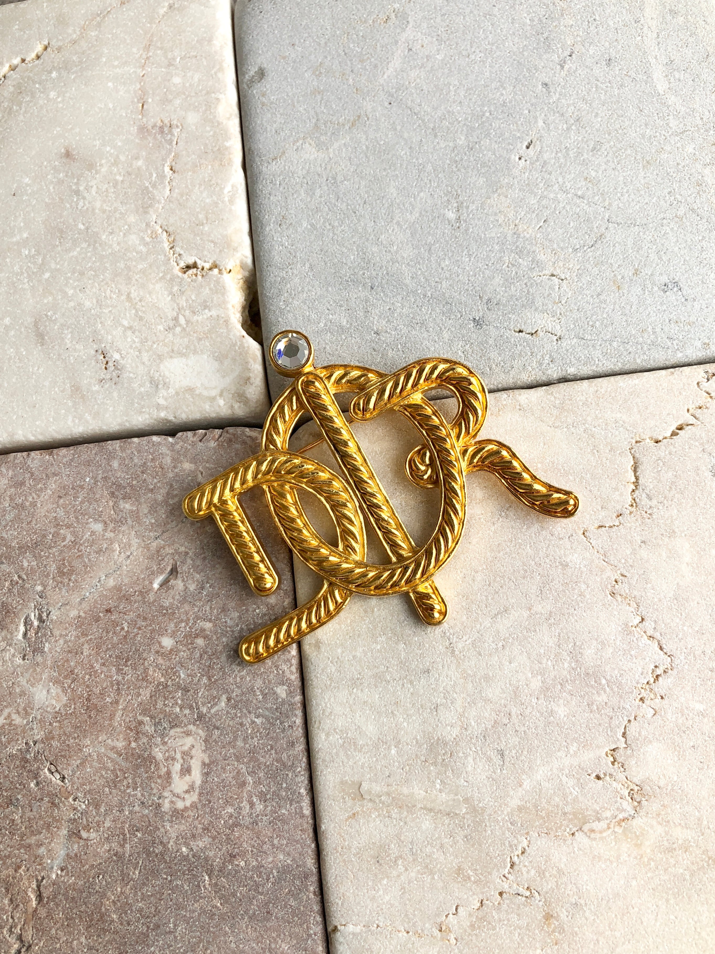 d107451ff19842aca5d93a14216bcc