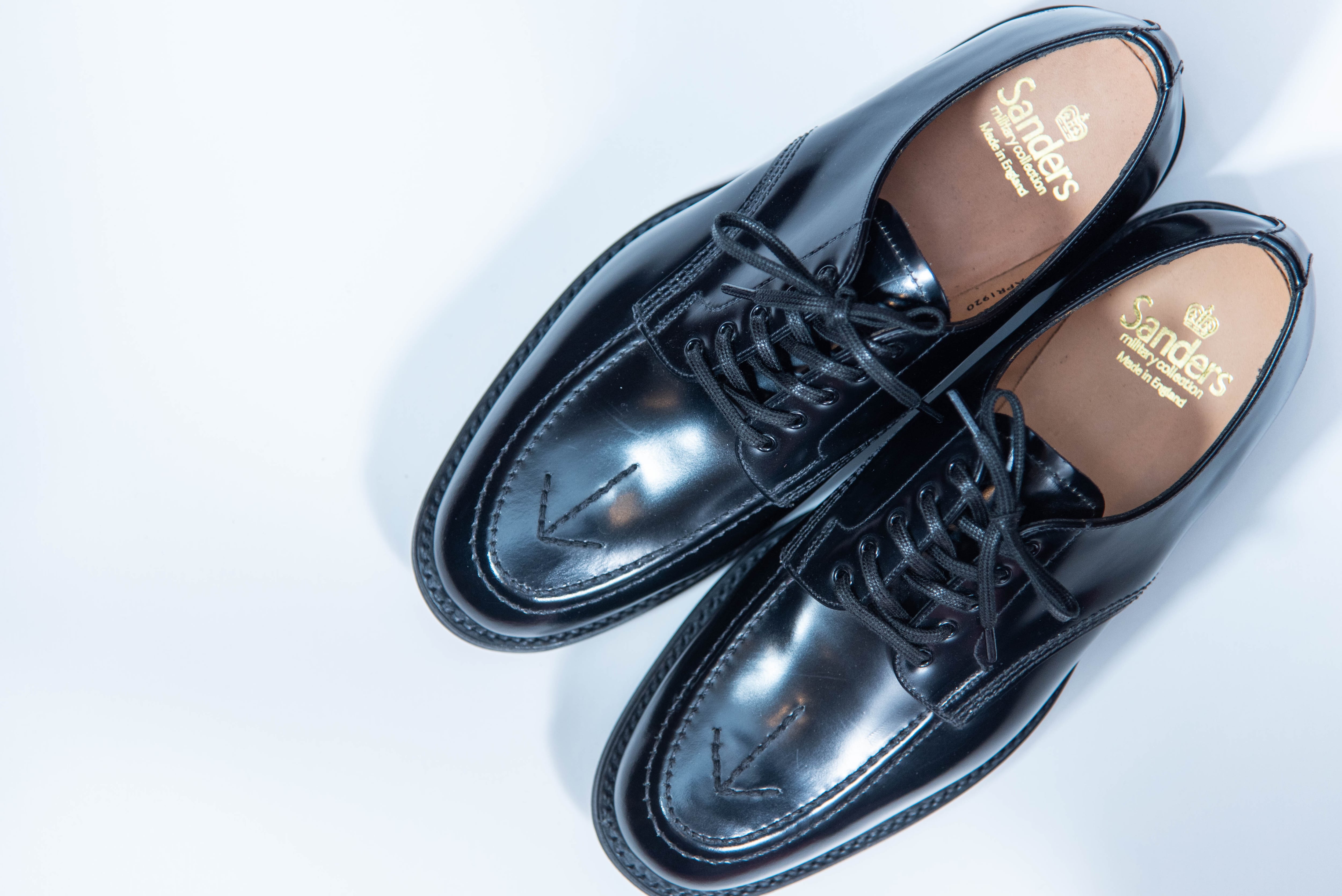 Sanders BROAD ARROW APRON DERBY | NOUVEL des HIOC（ヌベル デ