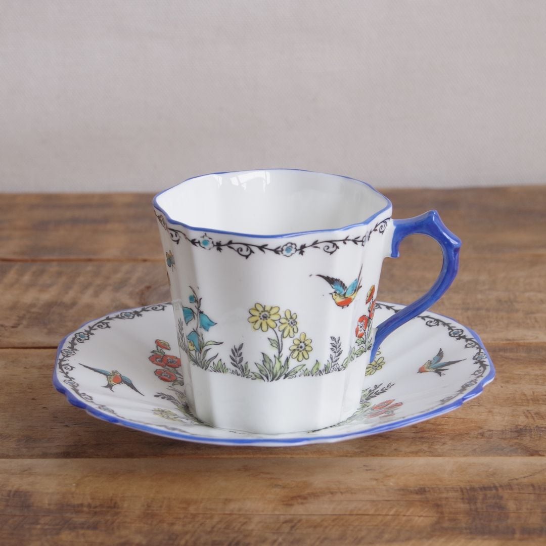イギリス アンティーク食器 コーヒーカップ＆ソーサー つばめ 鳥 花 蝶