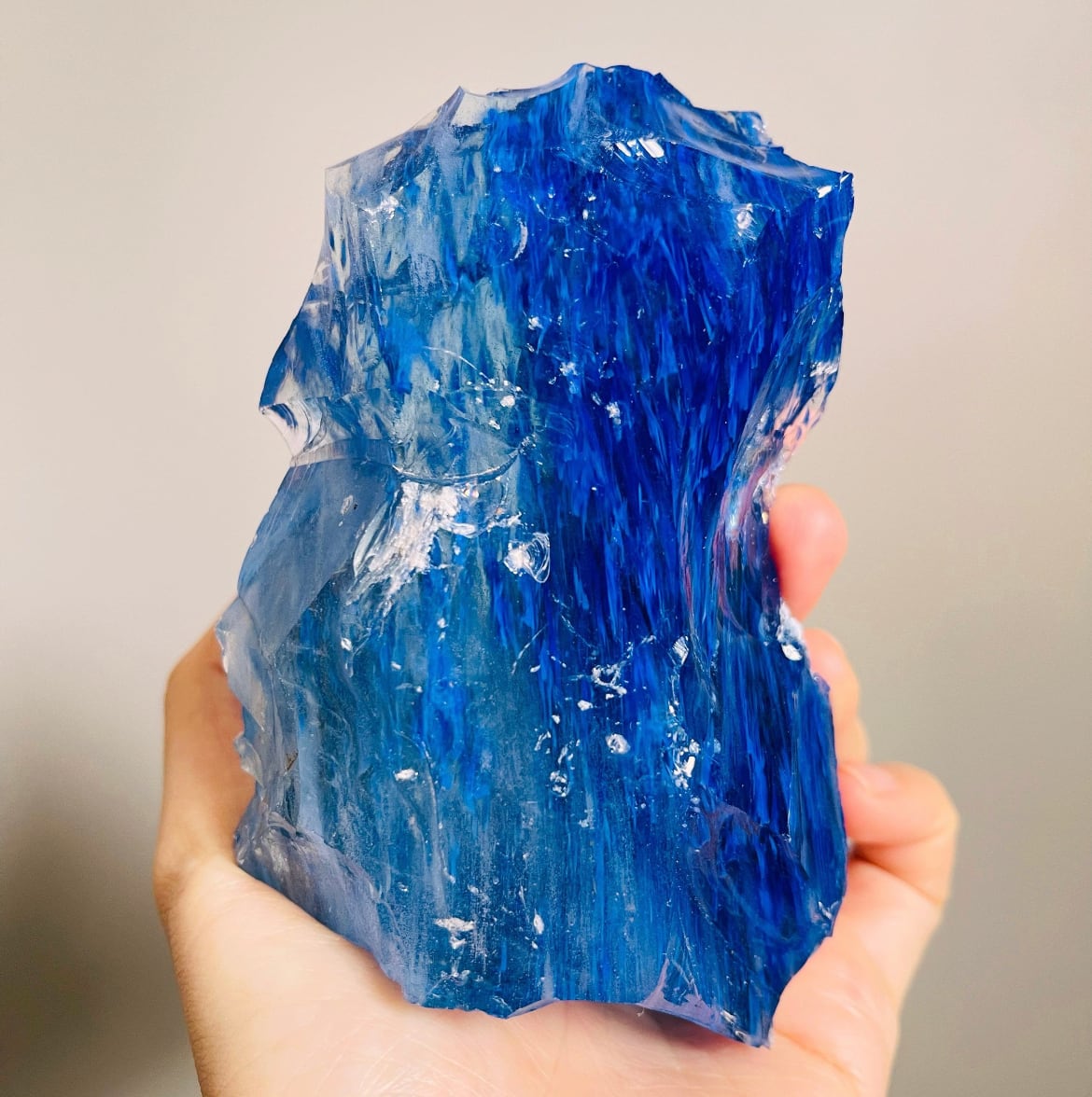 虹入り！シエラネバダ産 アンダラクリスタル原石 ブルーレイスター