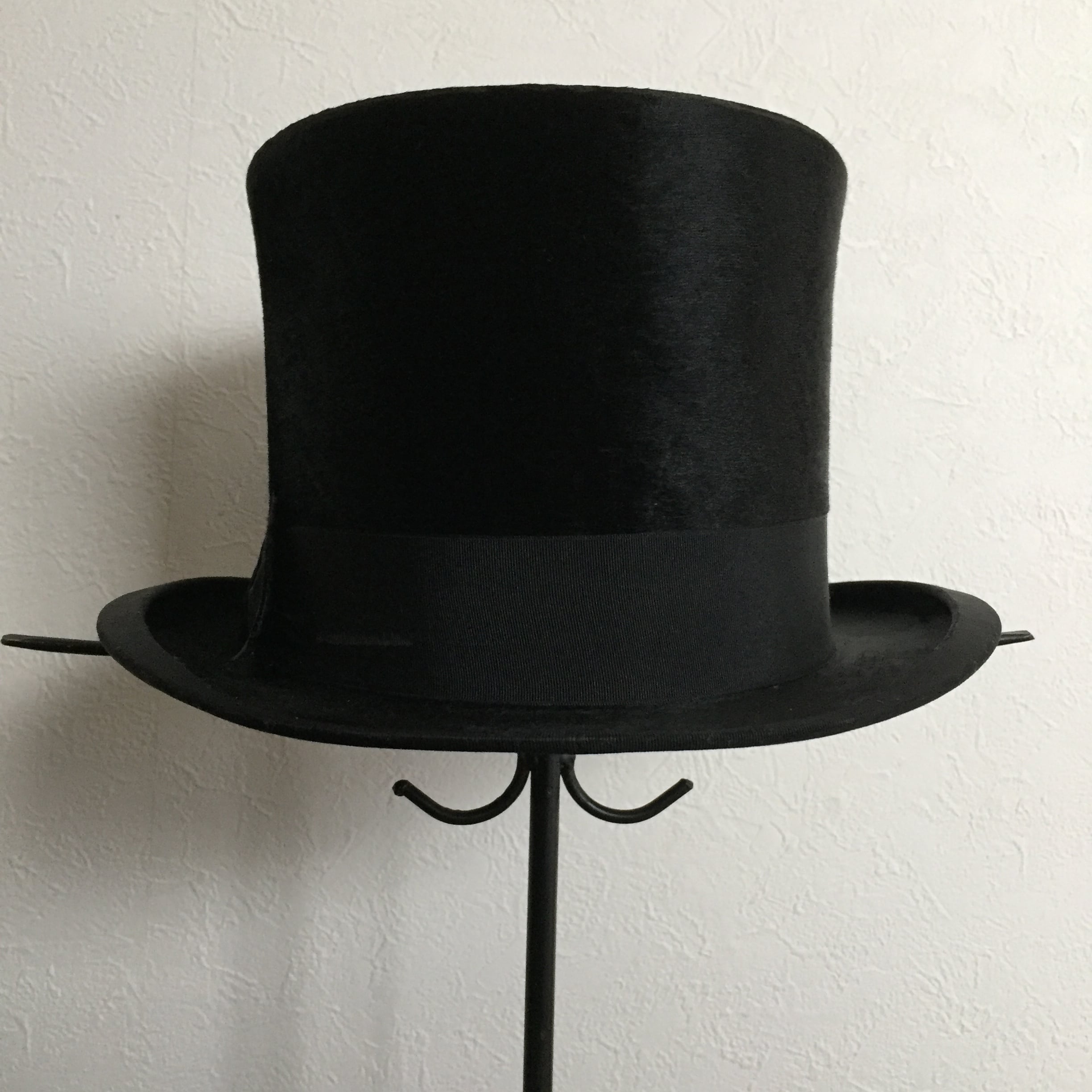 Antique Silk Hat by Tress & Co. London | Antico