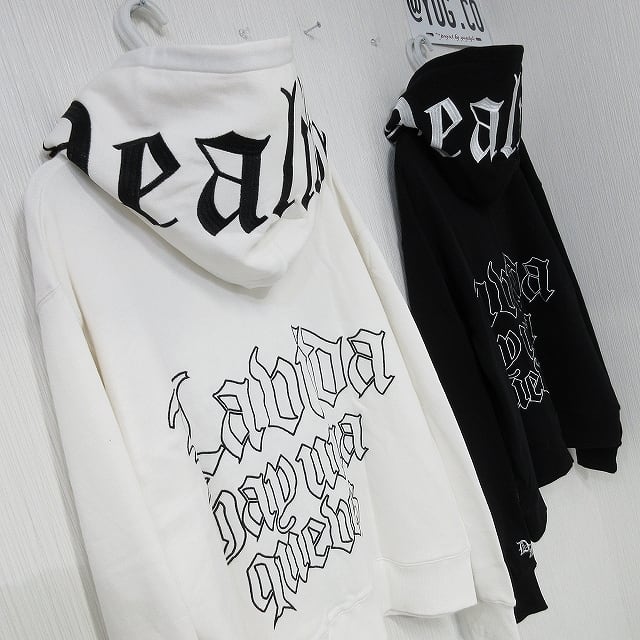 Dealivez】Black Letter ZIPパーカー クリア刺繍 チャーム付 BIGフード